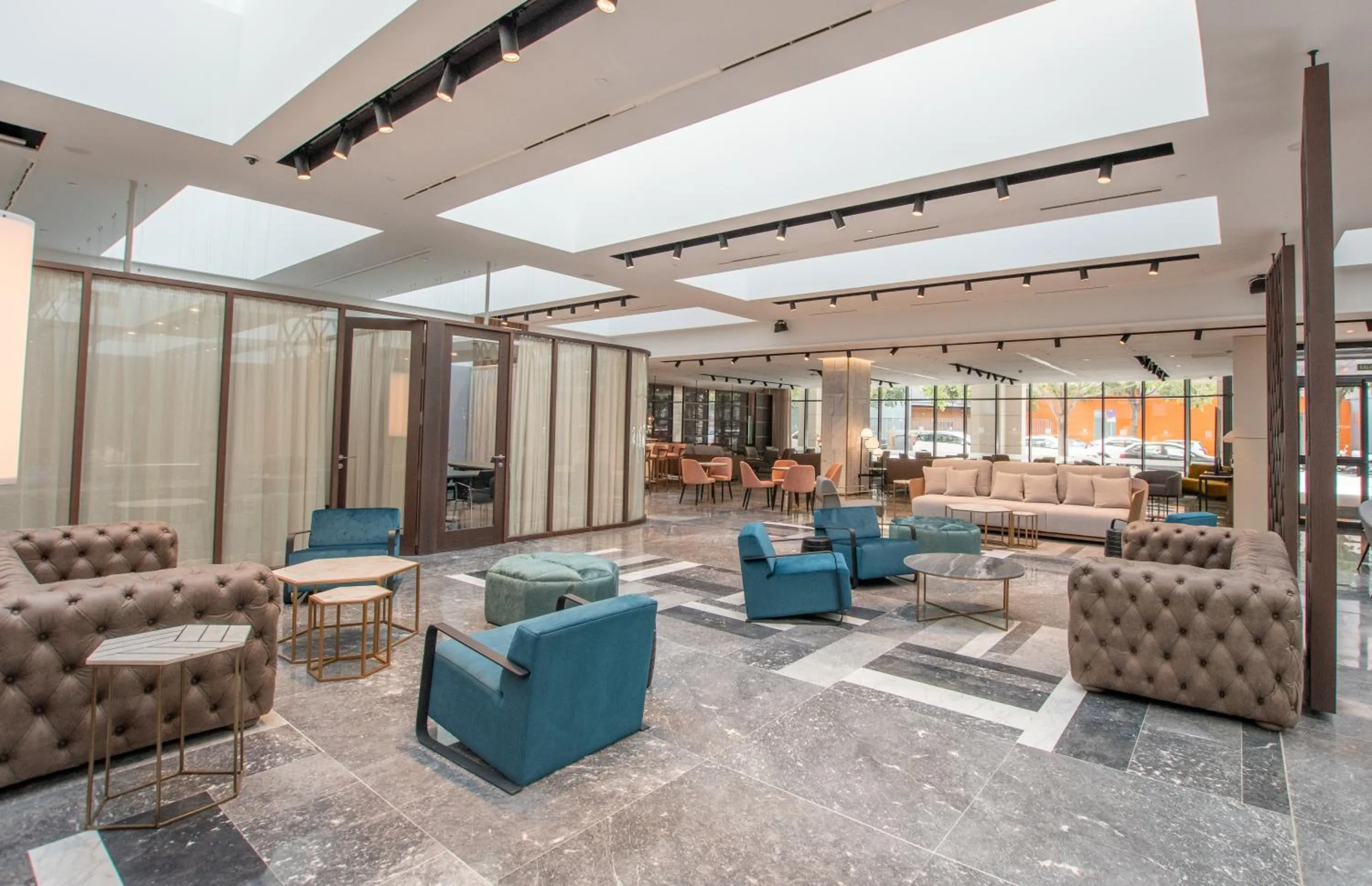 Lobby or reception in Hotel Giralda Center