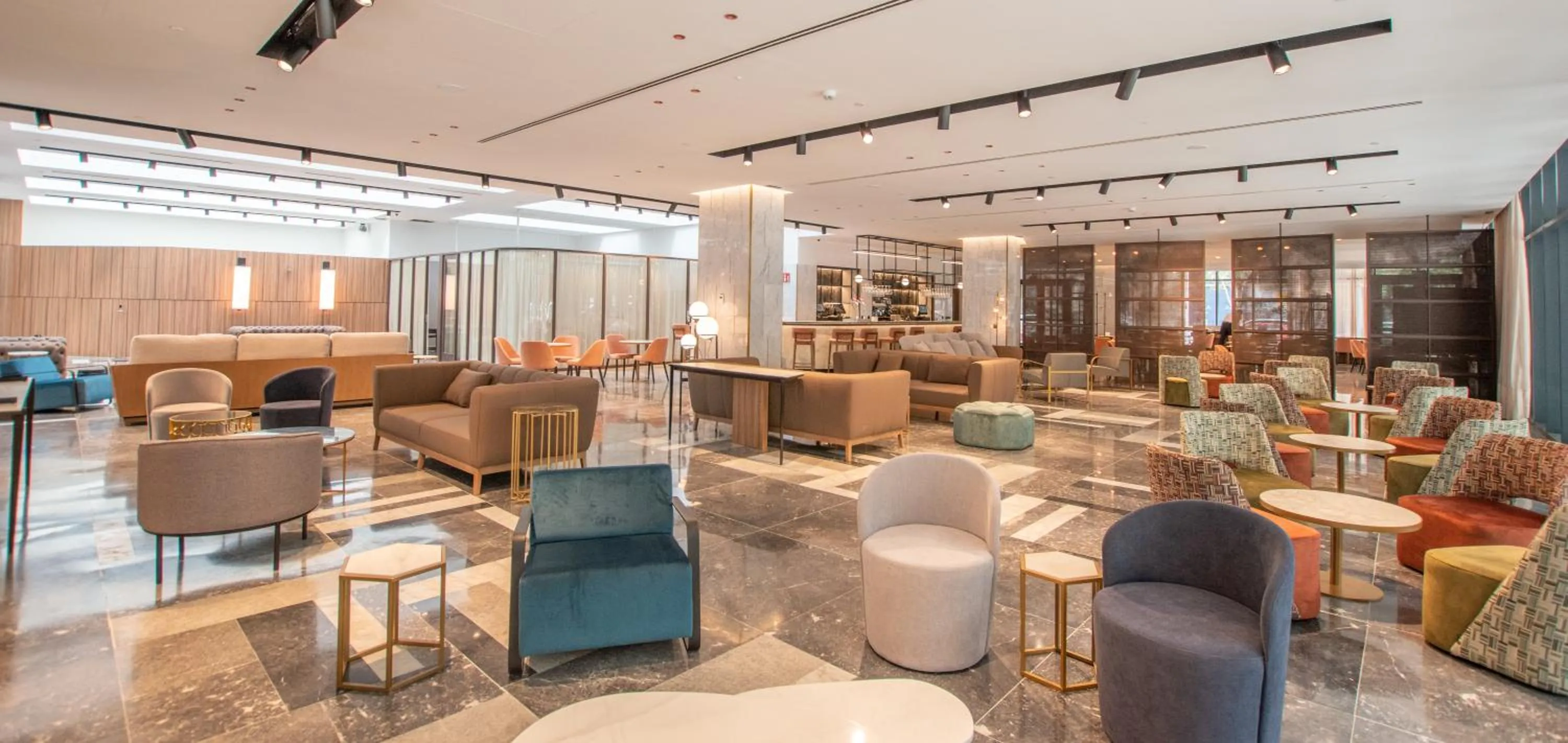 Lobby or reception in Hotel Giralda Center