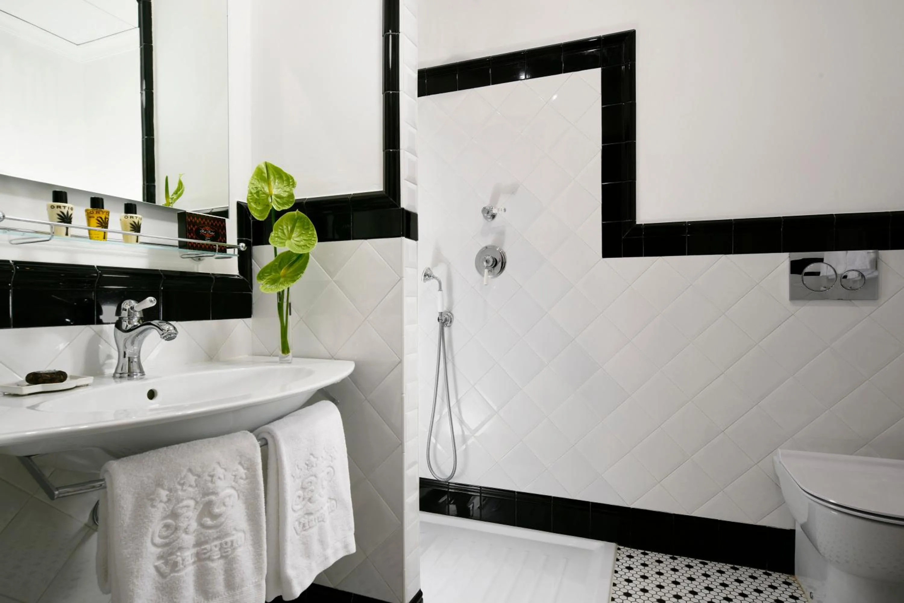 Bathroom in Hotel President