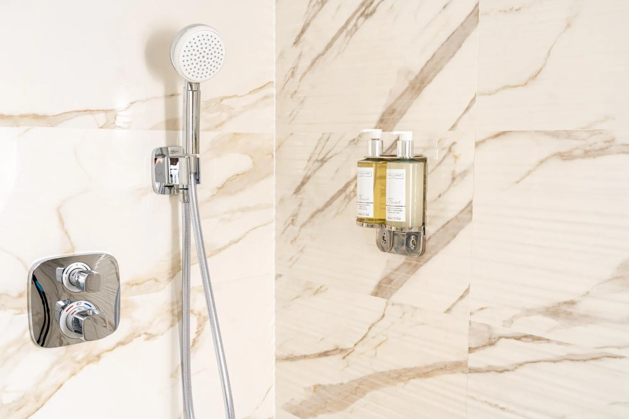 Shower in Alma Health & Spa Retreat