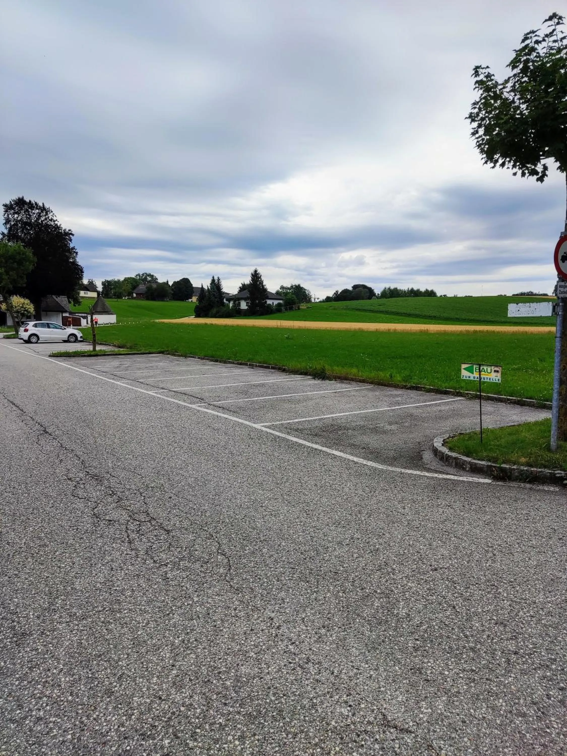 Parking in Austria Traveller Hotel Lenzing