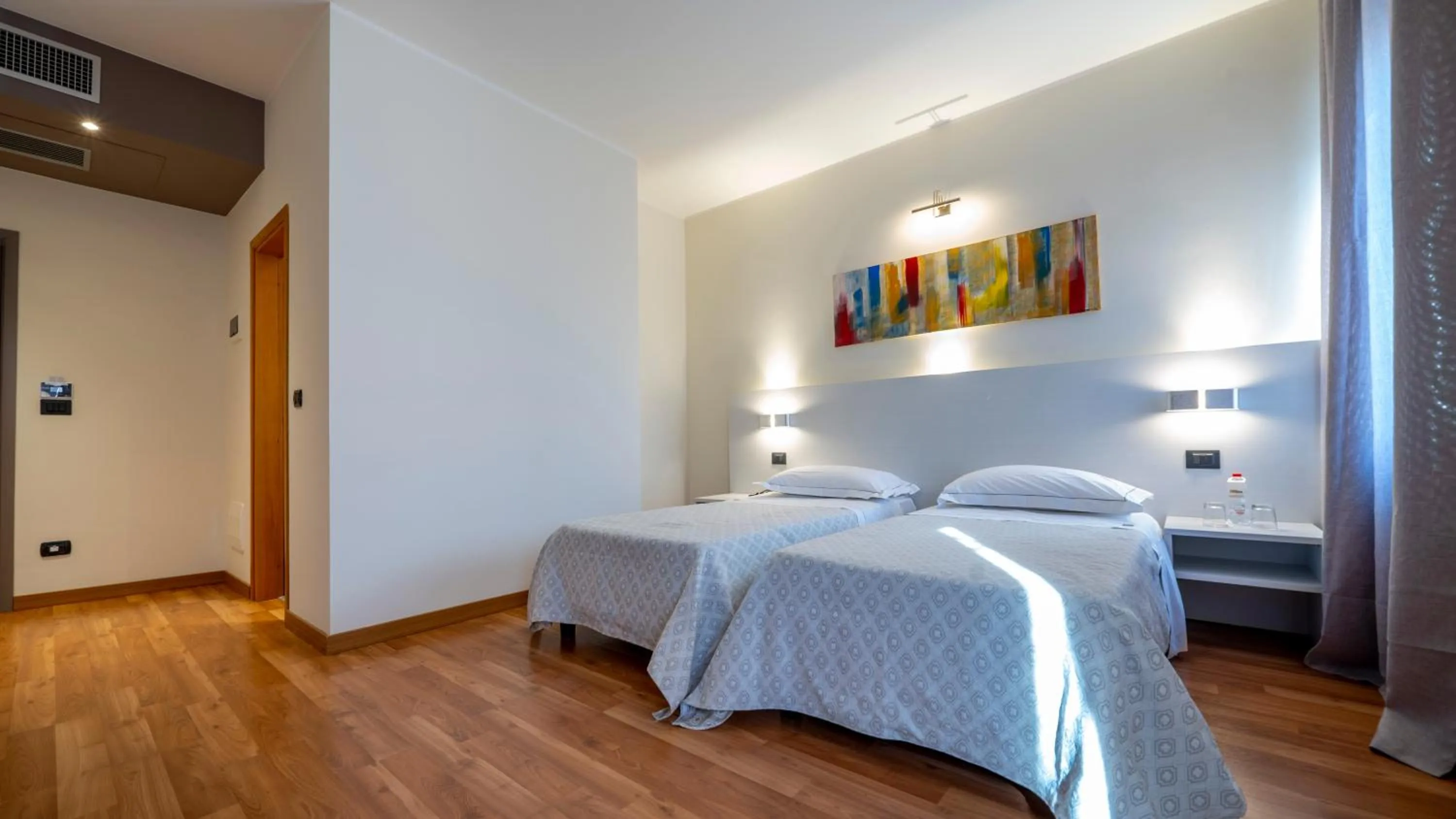 Bed in Confidence Hotel Ligabue