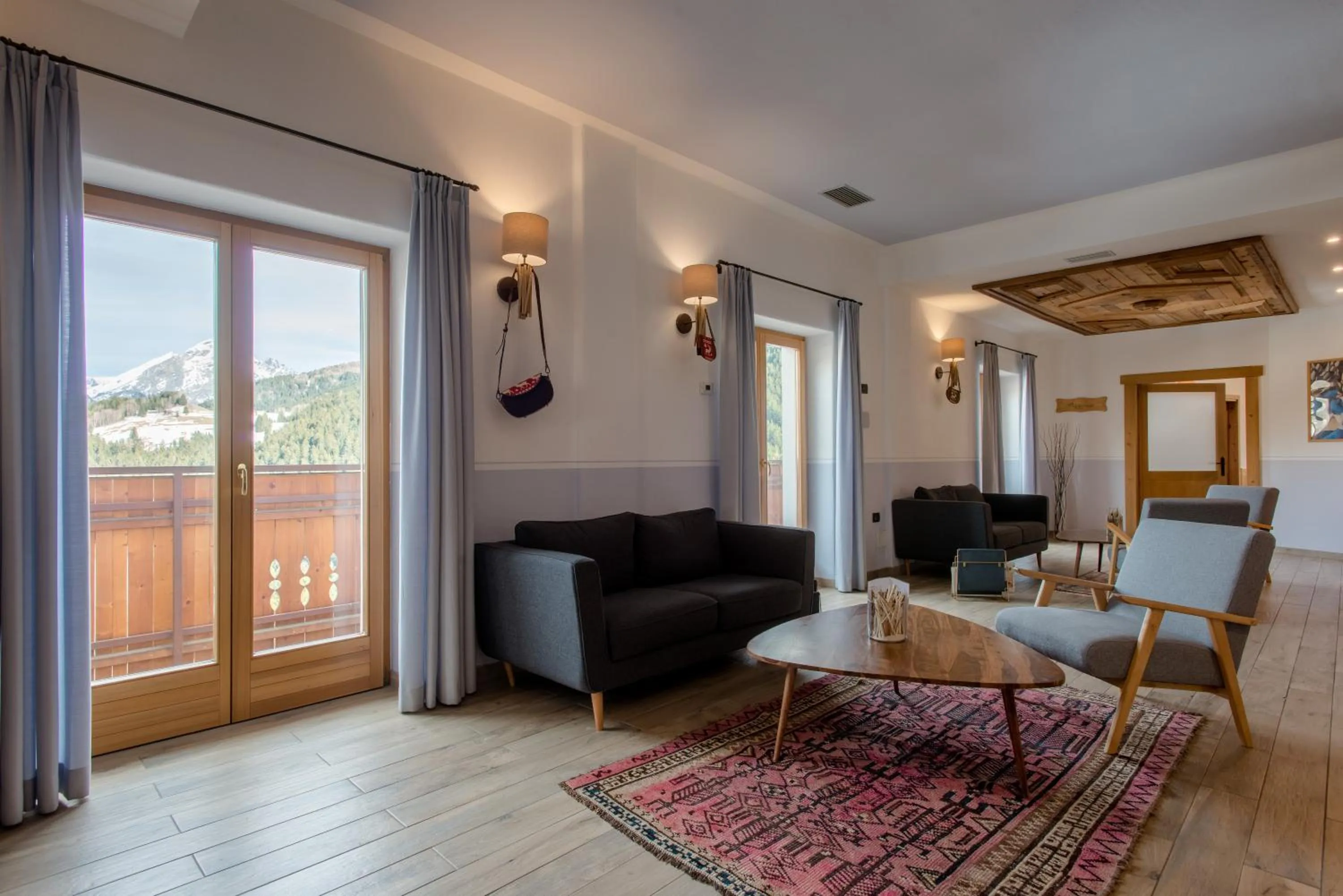 Lounge or bar in Hotel San Carlo, tra Bormio e Livigno