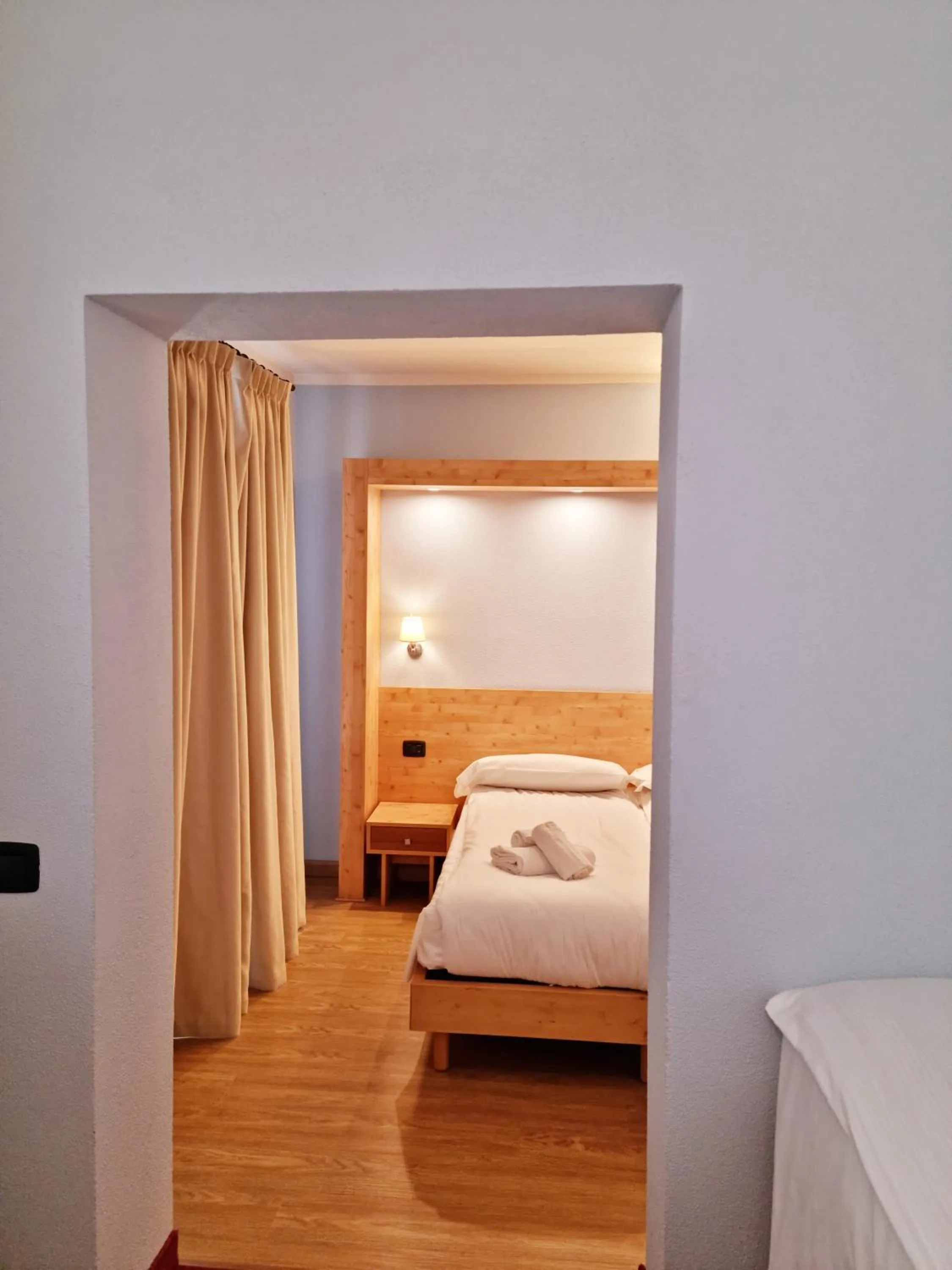 Bedroom, Bed in Hotel San Carlo, tra Bormio e Livigno