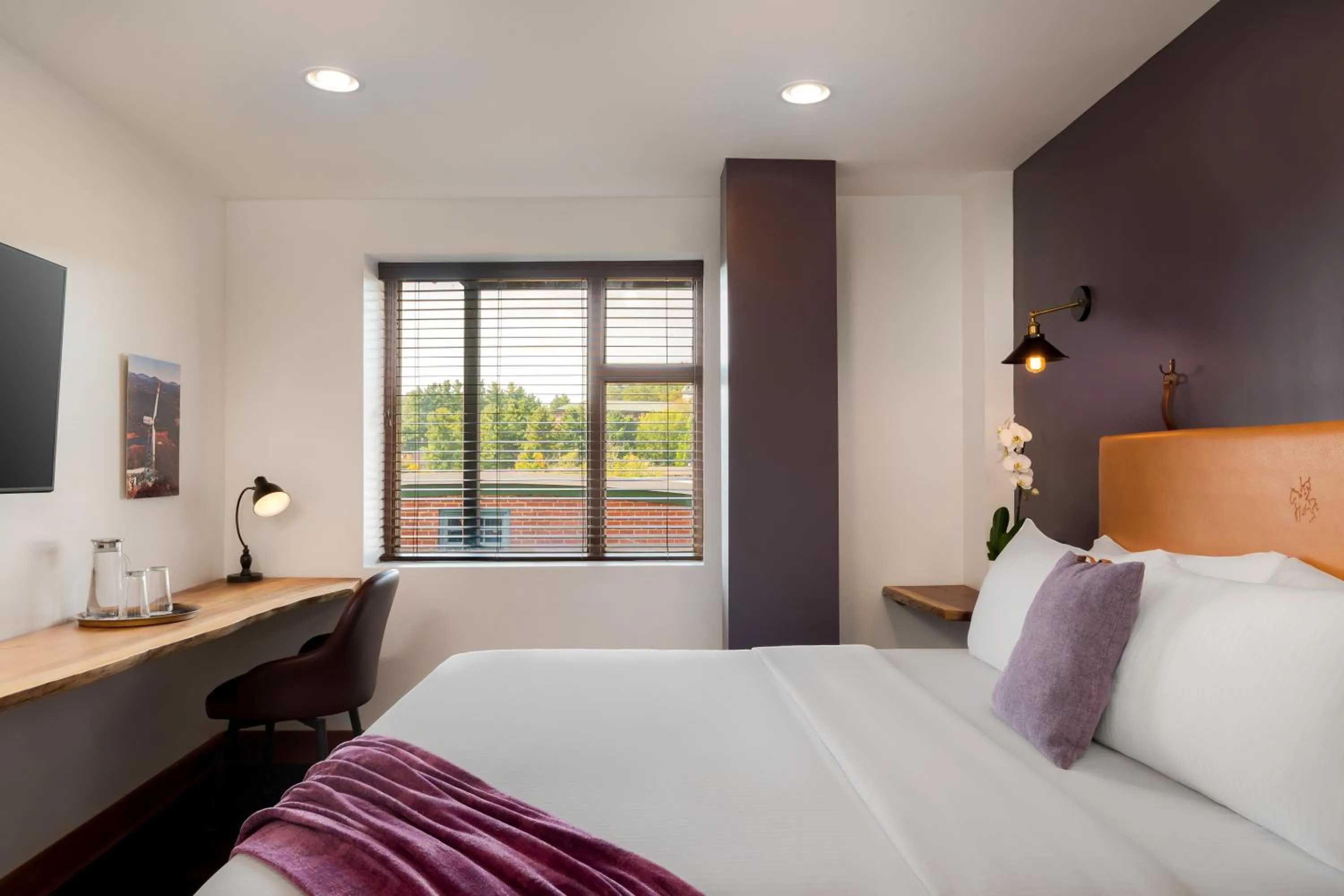 Bed in The Horton Hotel