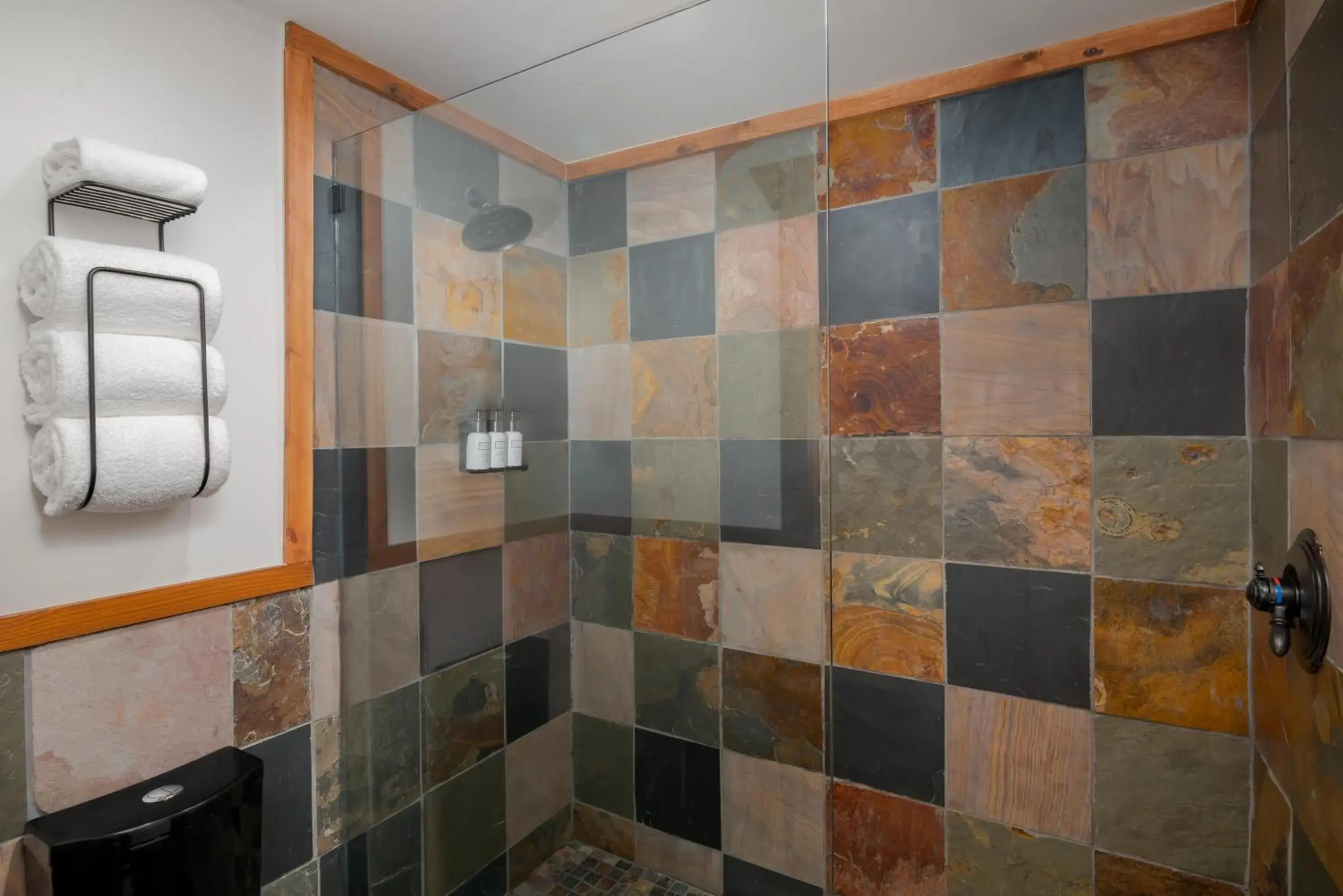 Queen Room in The Horton Hotel Queen Room in The Horton Hotel