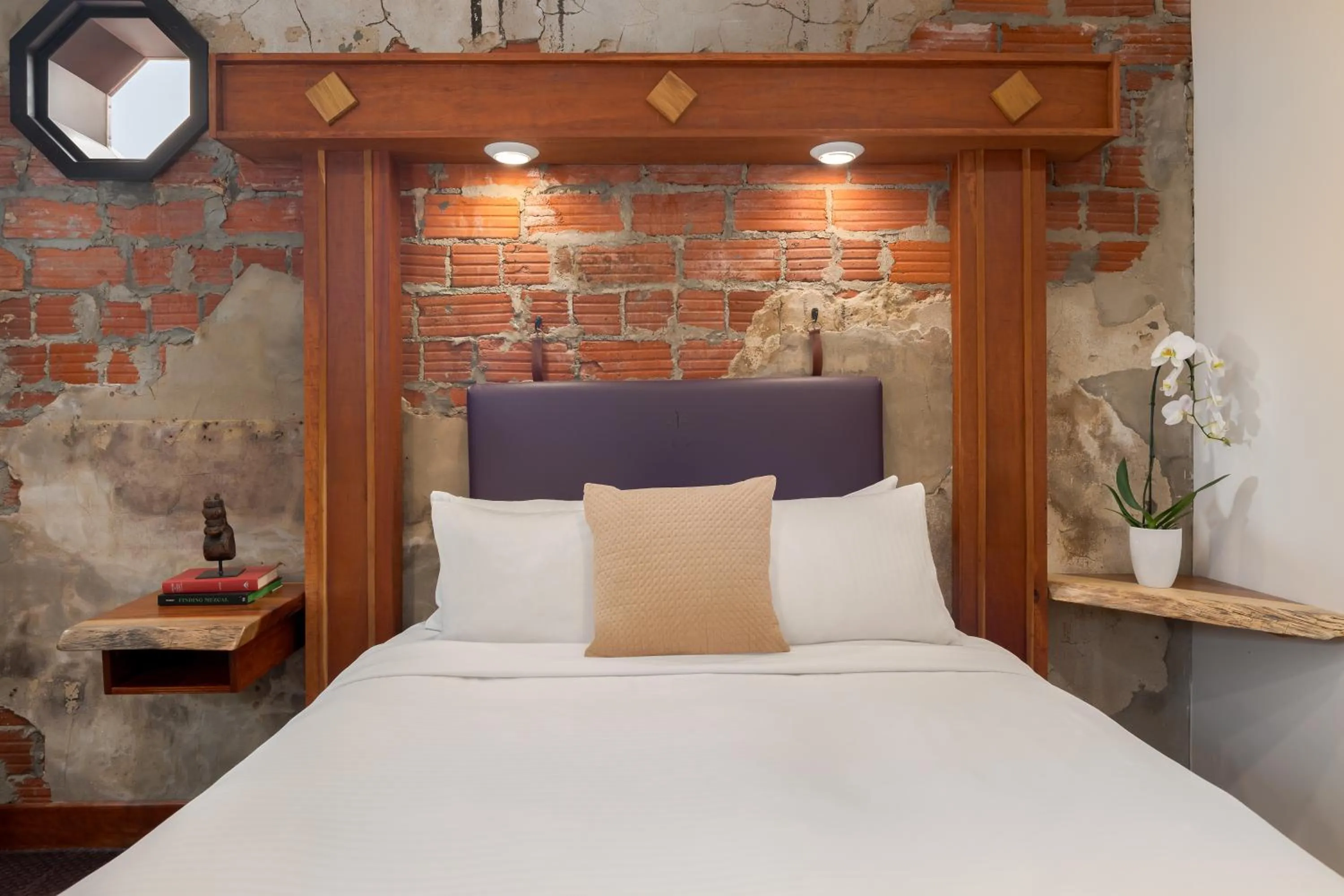 Bed in The Horton Hotel