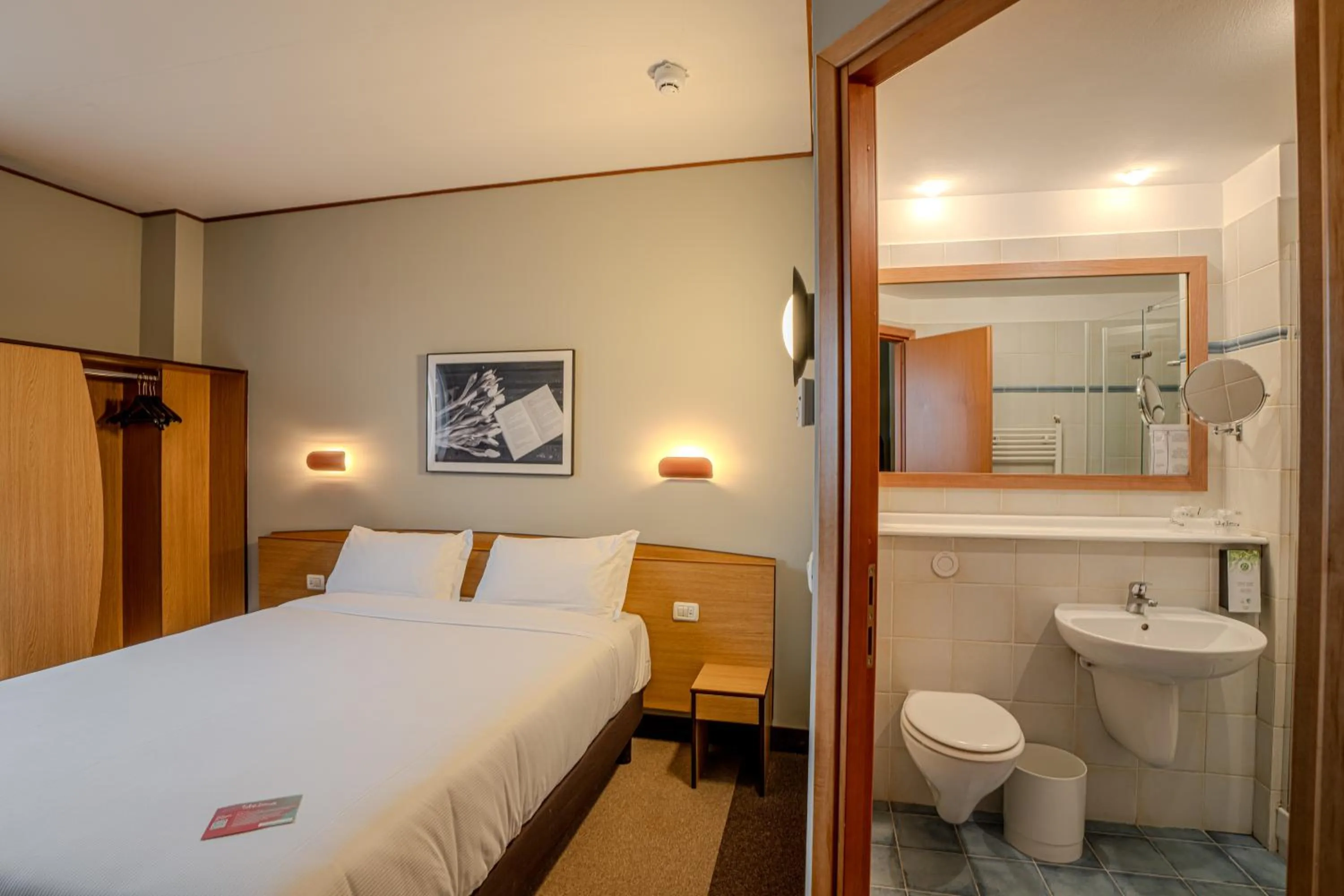 Bedroom, Bed in Tulip Inn Turin South