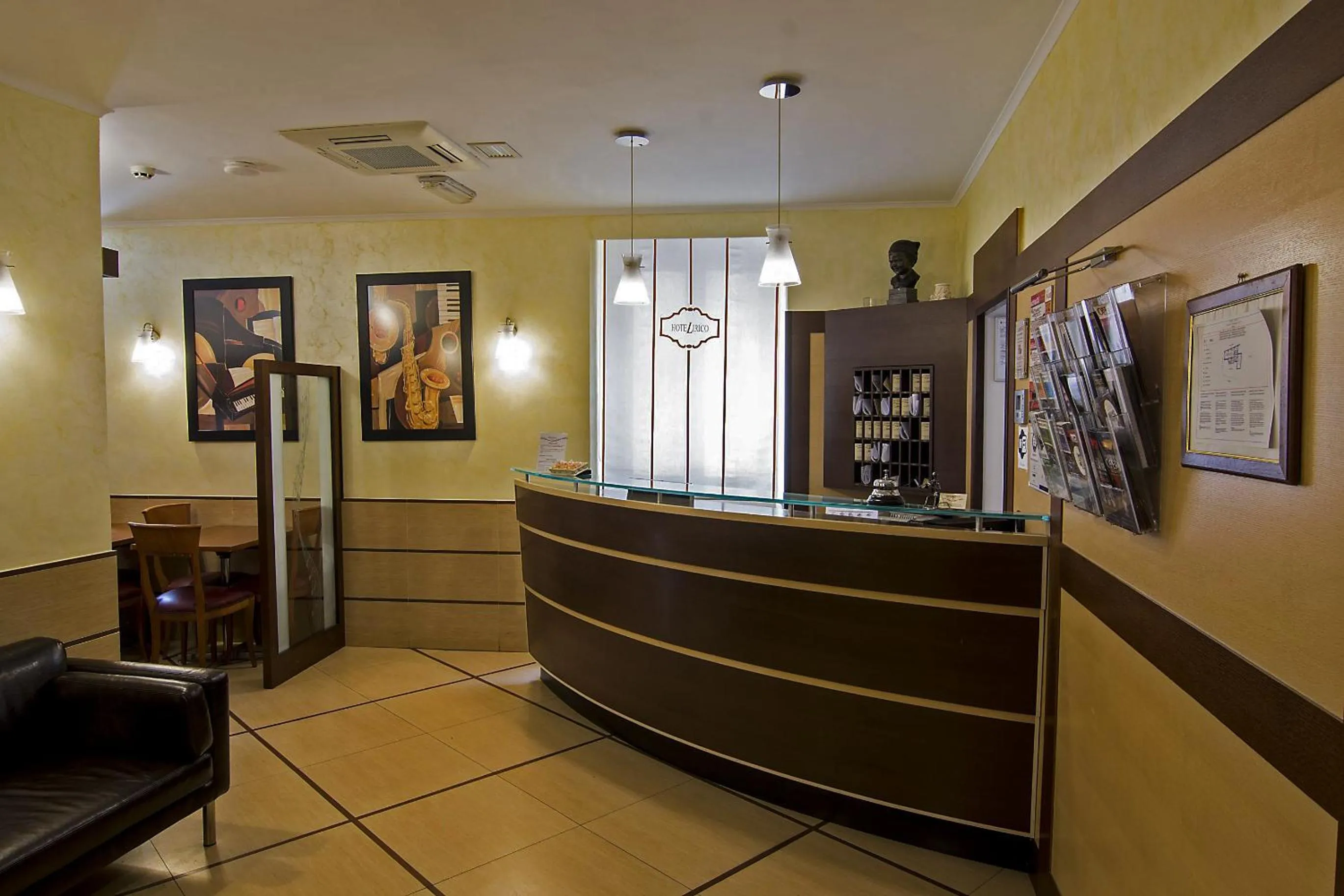 Lobby or reception in Hotel Lirico