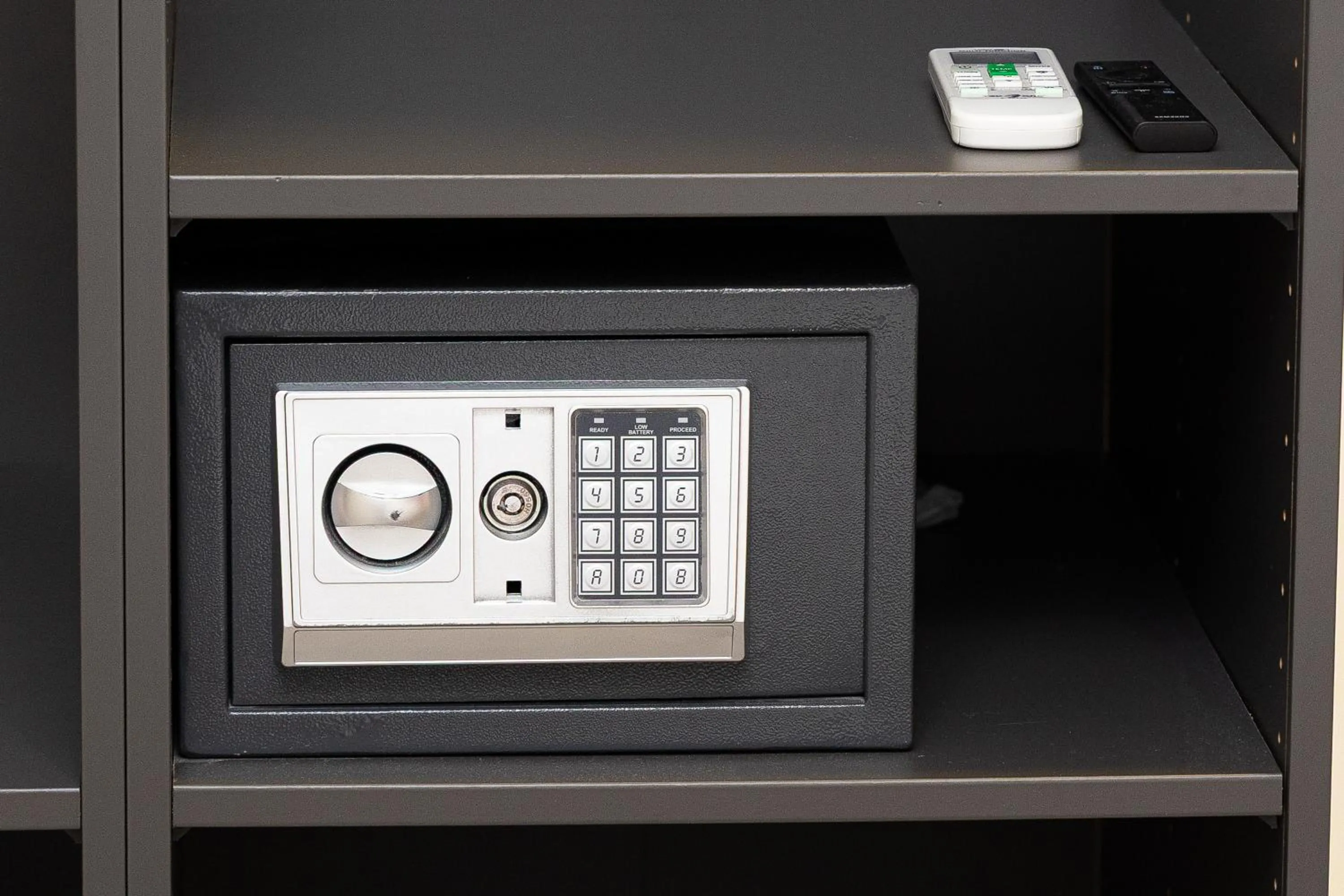 safe in Hotel Castellino Roma