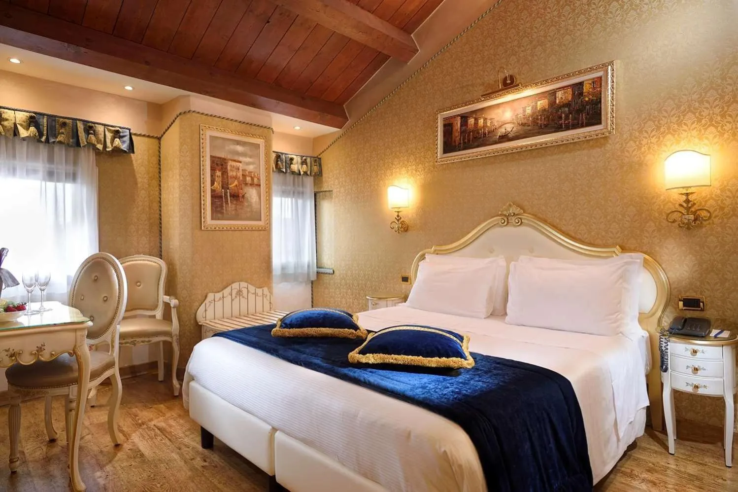 Bedroom, Bed in Hotel Olimpia Venice, BW Signature Collection 3sup