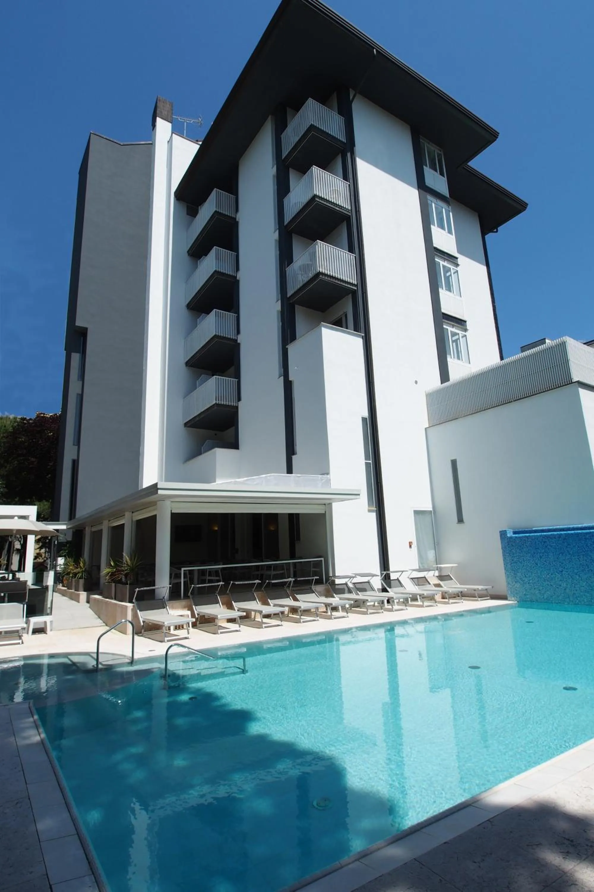 Property building in Hotel Bella Venezia Mare