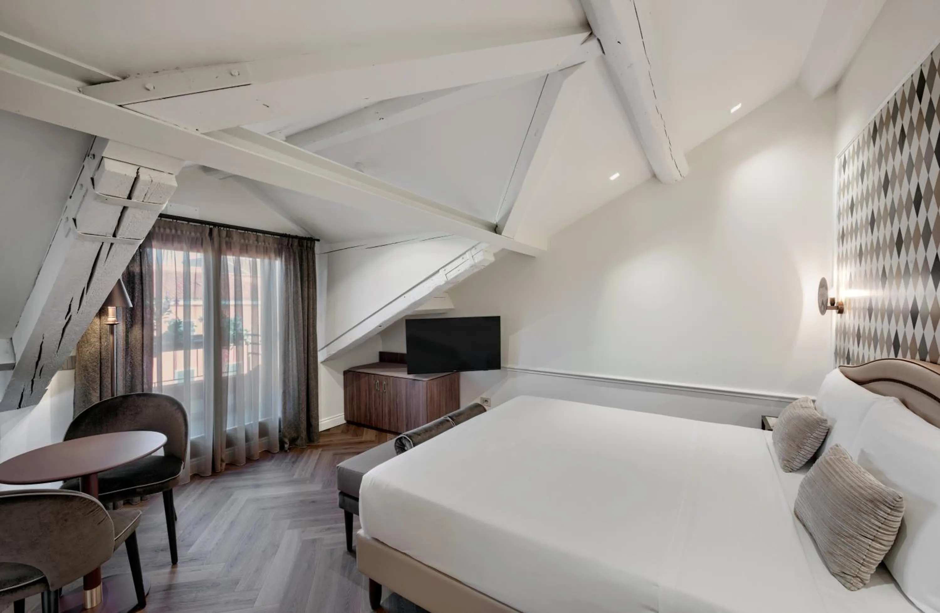 Bed in Hotel Arlecchino