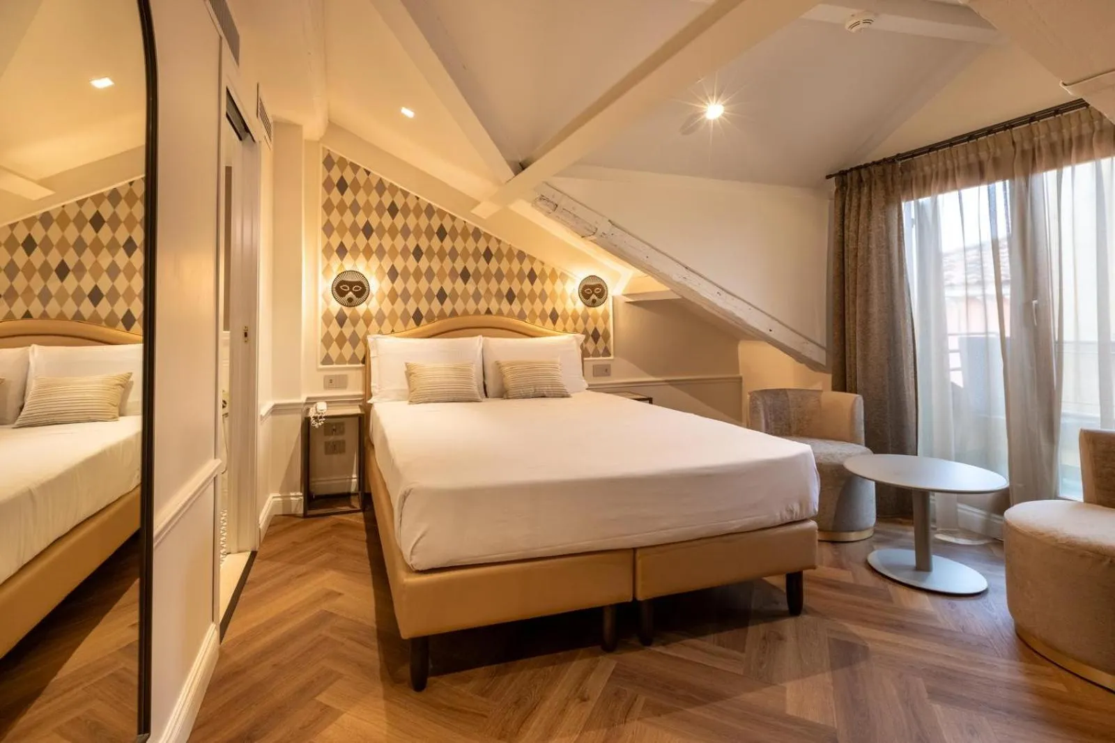 Bedroom, Bed in Hotel Arlecchino