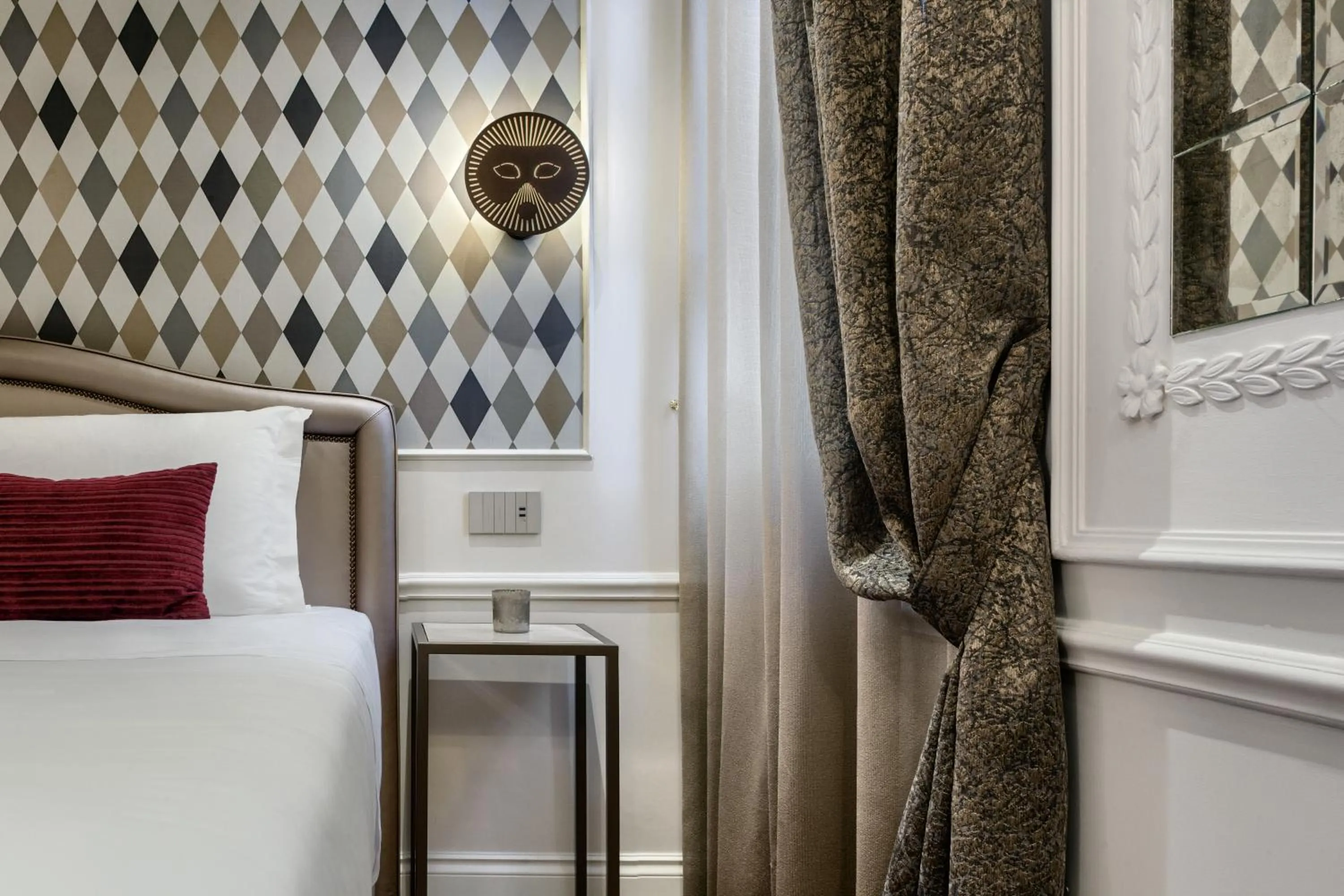 Bedroom, Bed in Hotel Arlecchino