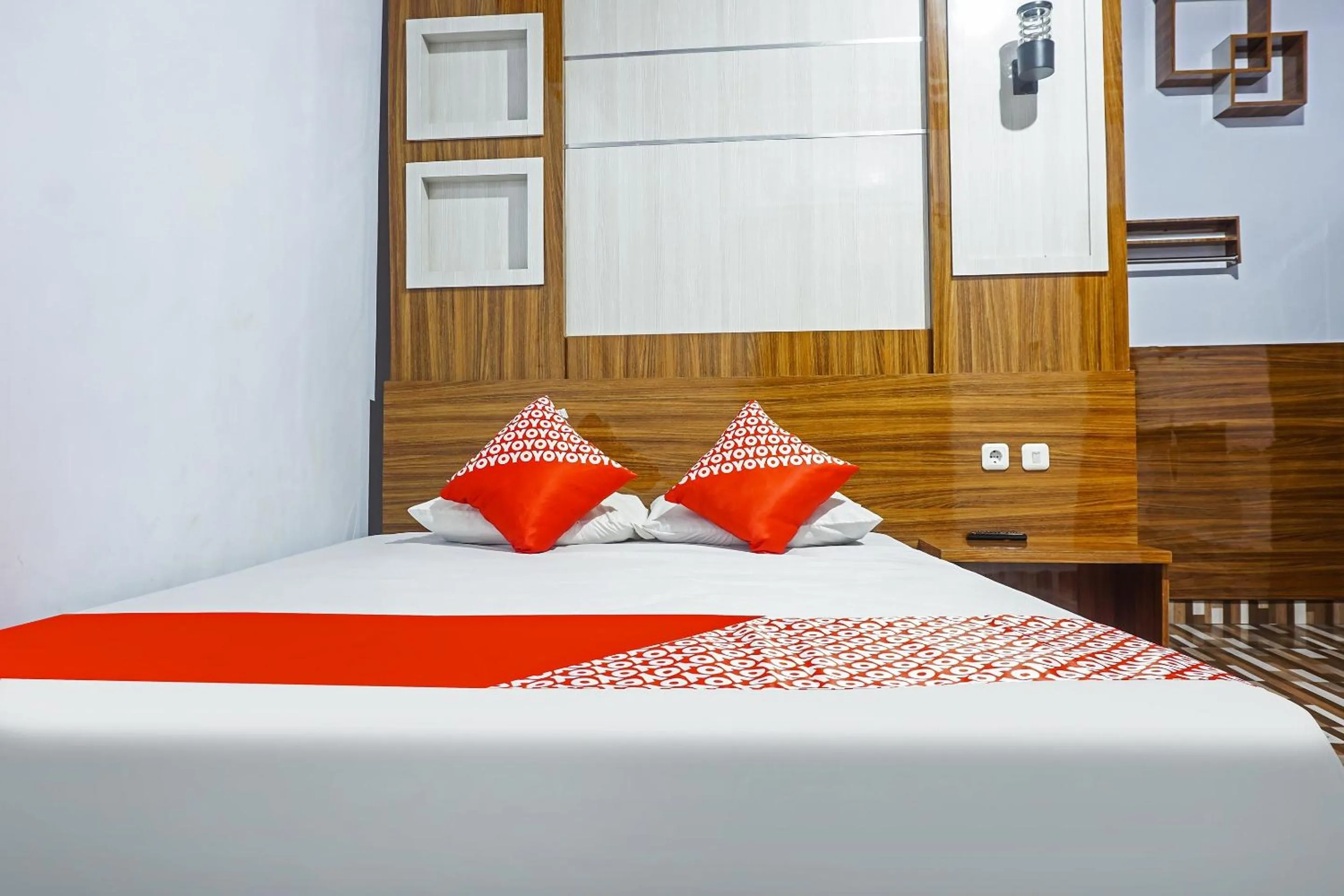 Bedroom, Bed in Hotel O Penginapan Dafandra Beach Near Pantai Tanjung Bira