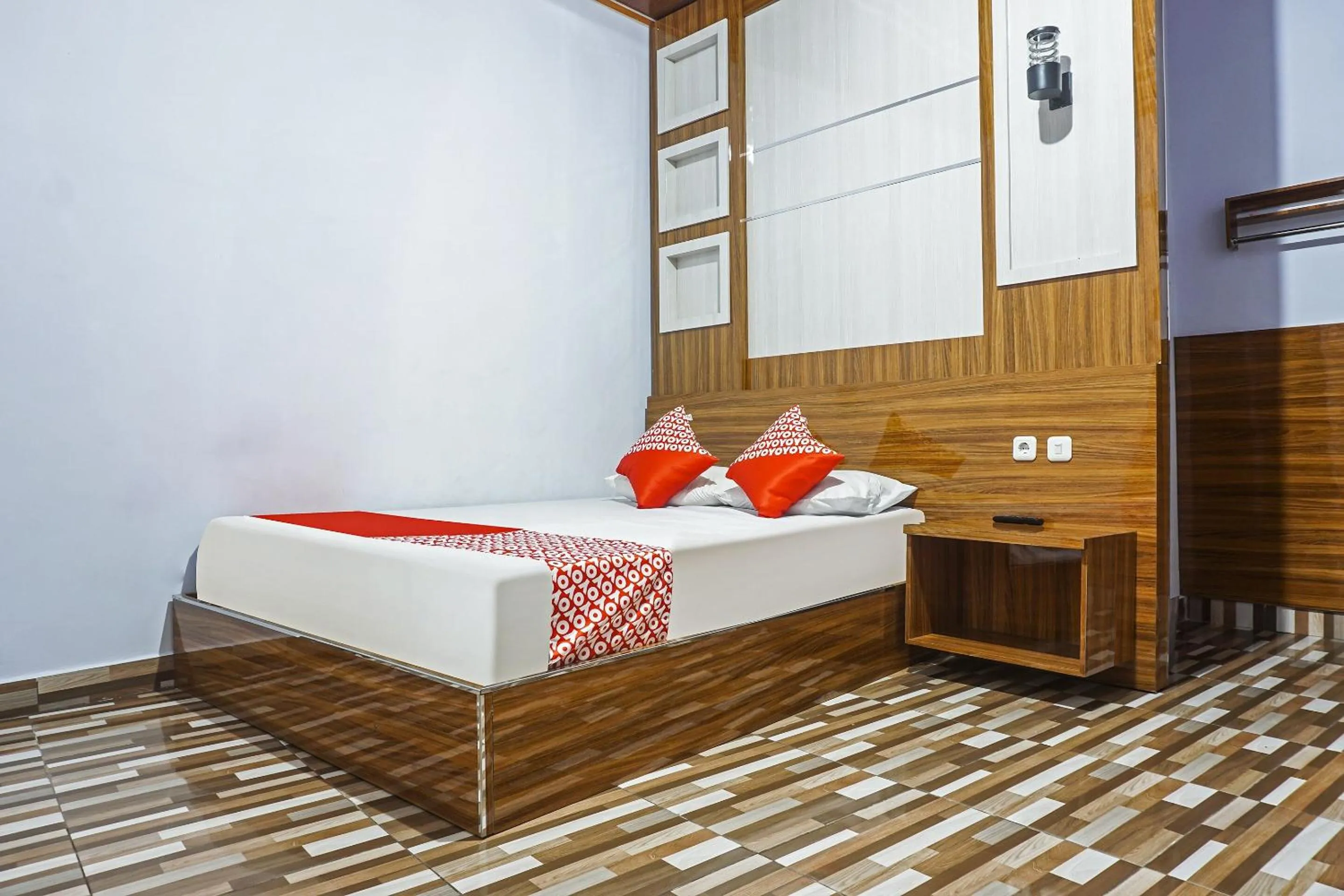 Bedroom, Bed in Hotel O Penginapan Dafandra Beach Near Pantai Tanjung Bira