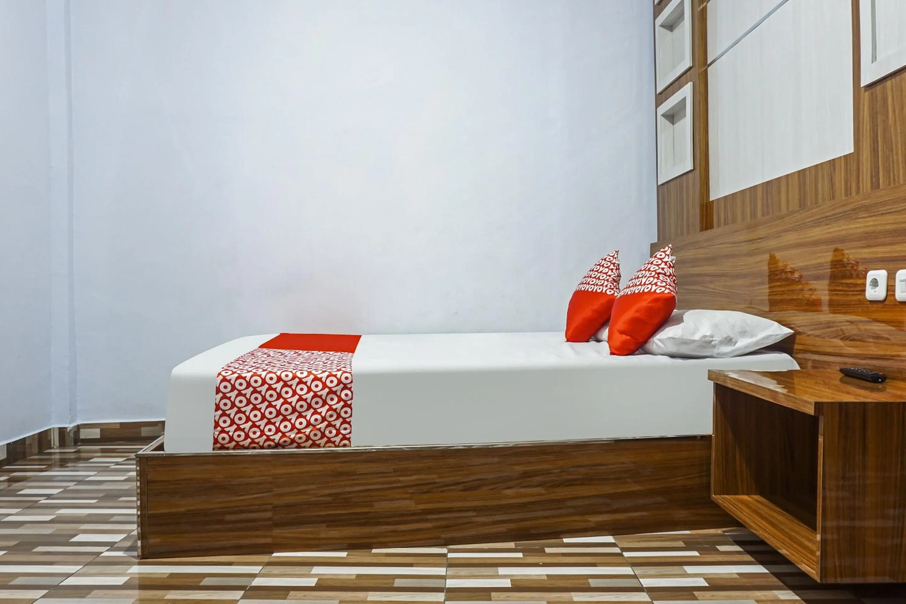 Bedroom, Bed in Hotel O Penginapan Dafandra Beach Near Pantai Tanjung Bira