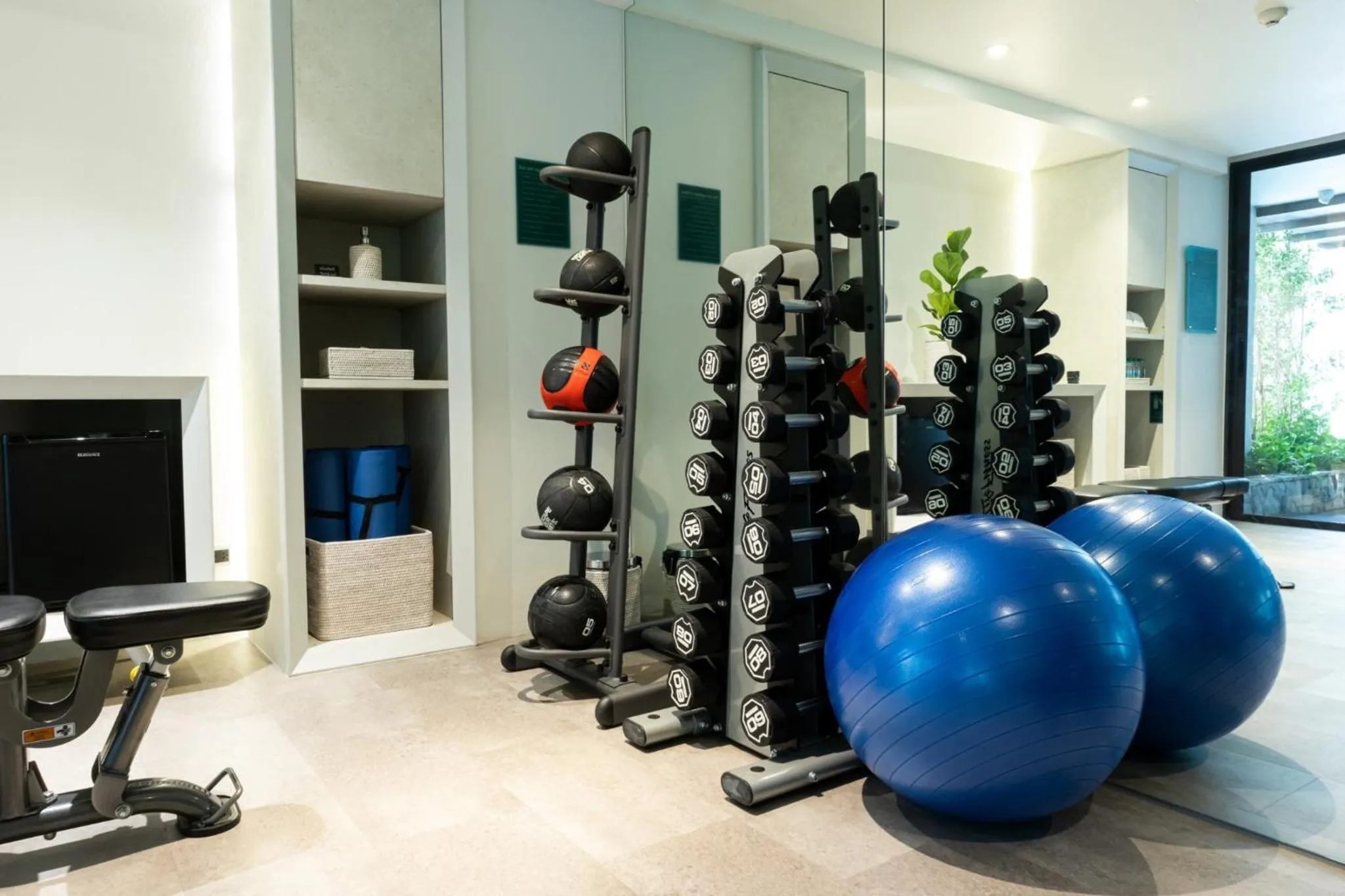Fitness centre/facilities in Maladee Rendezvous Hotel Chiang Mai
