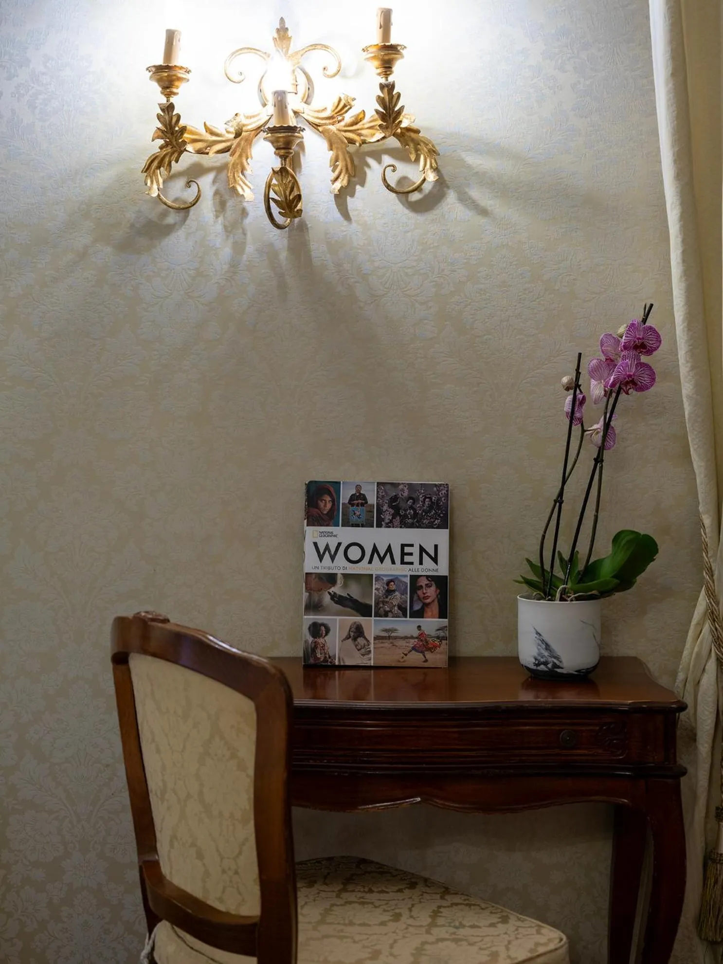 Decorative detail in Hotel Antico Doge - a Member of Elizabeth Hotel Group