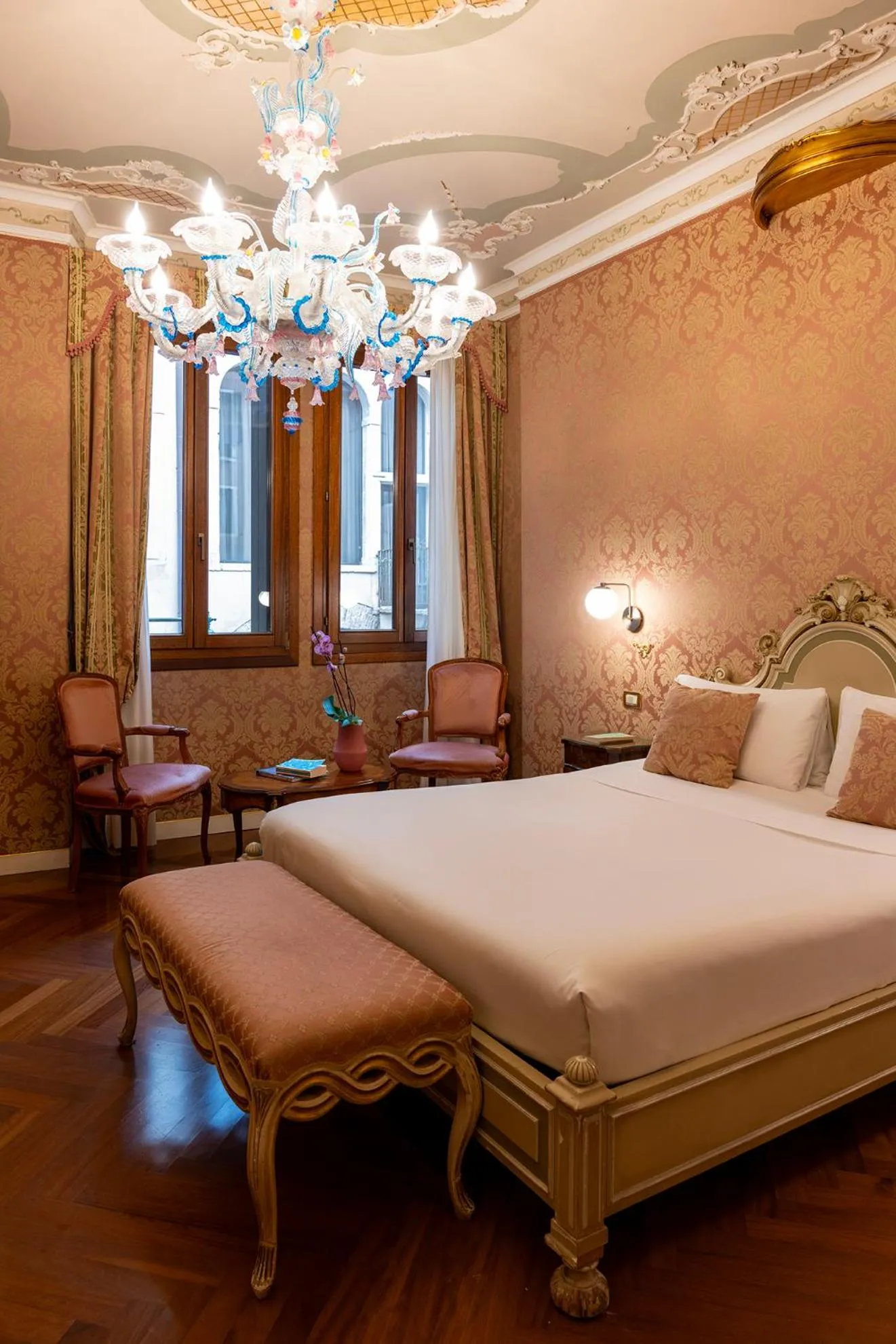 Photo of the whole room, Bed in Hotel Antico Doge - a Member of Elizabeth Hotel Group