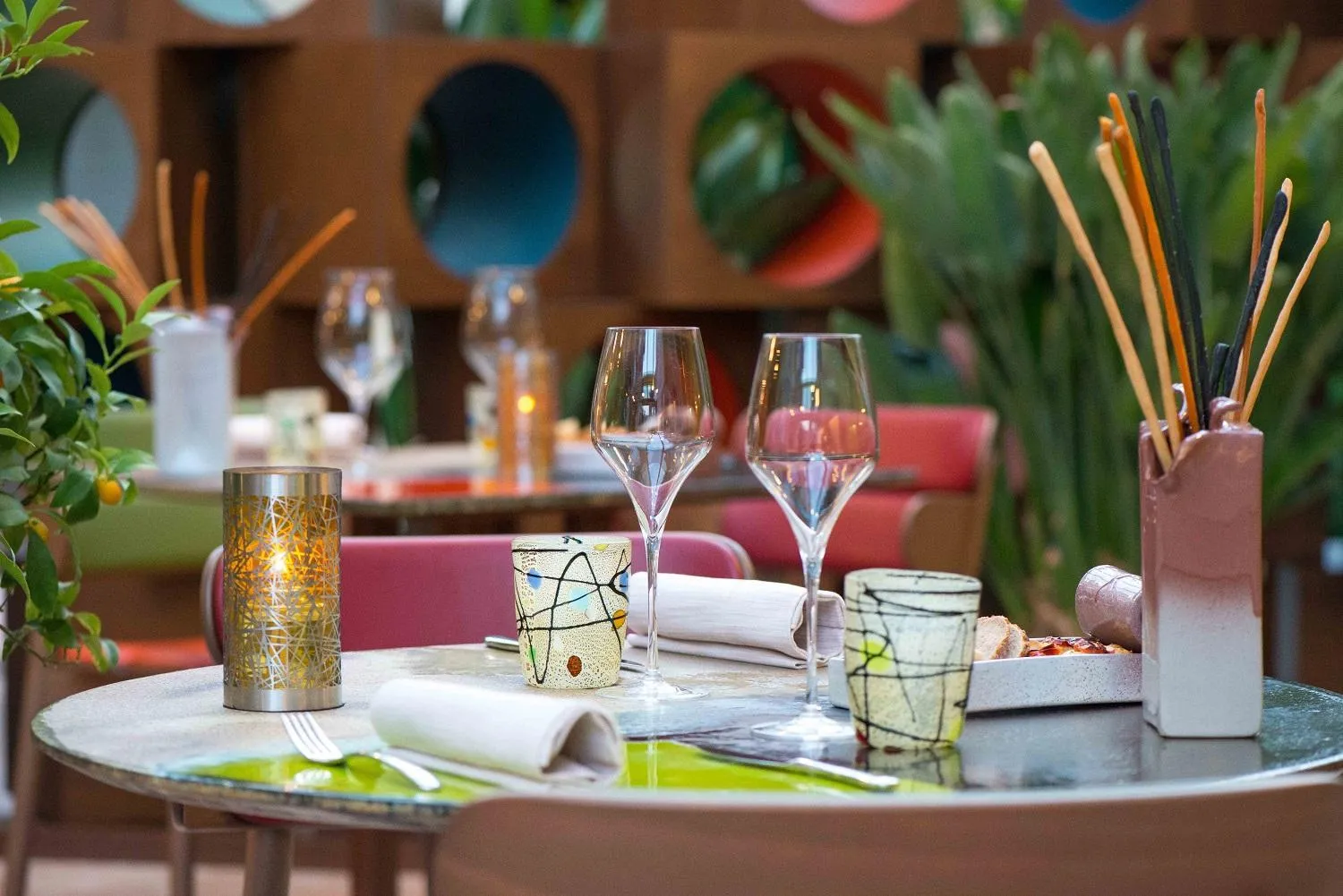 Restaurant/places to eat in Color Hotel Style, Design & Gourmet