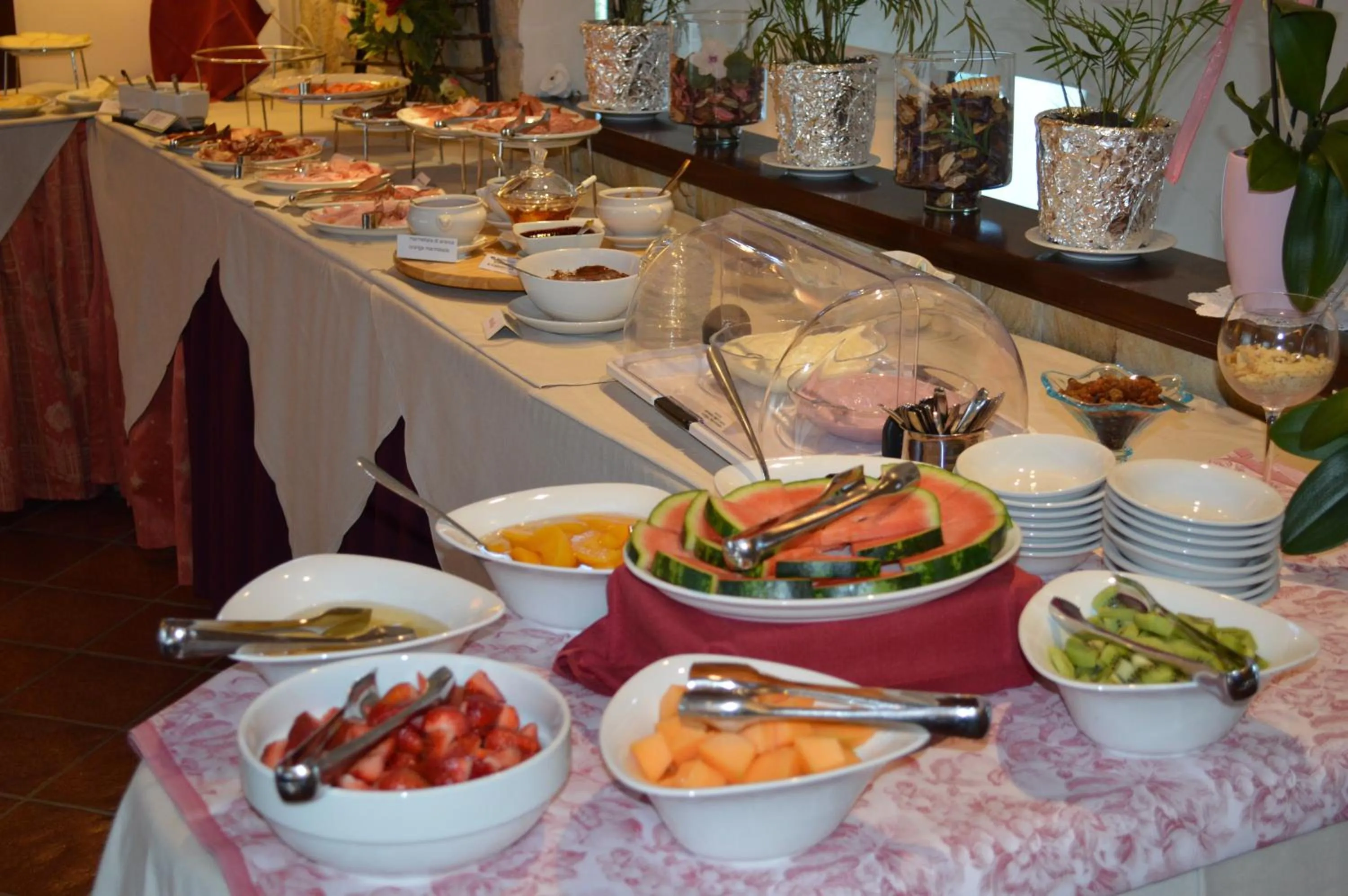 Buffet breakfast in Le Volpaie