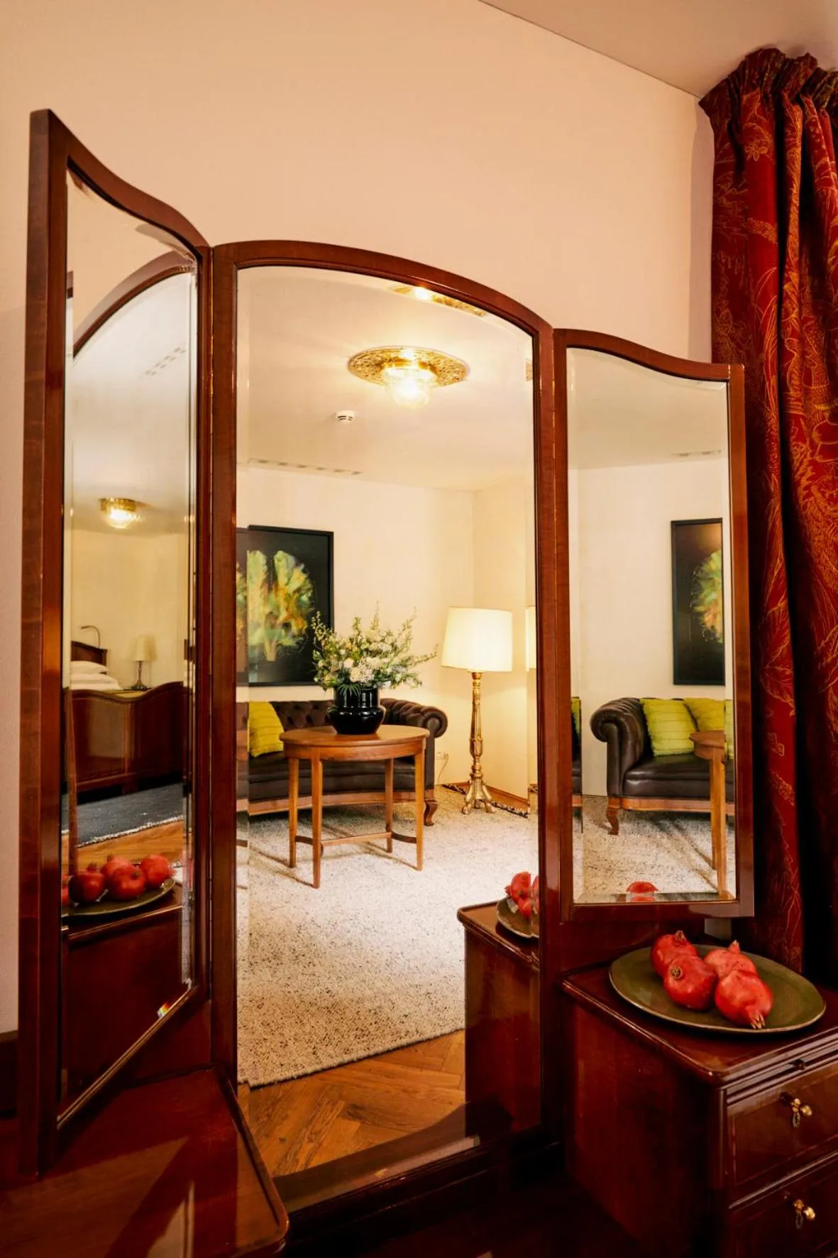 Living room in Parkhotel Laurin