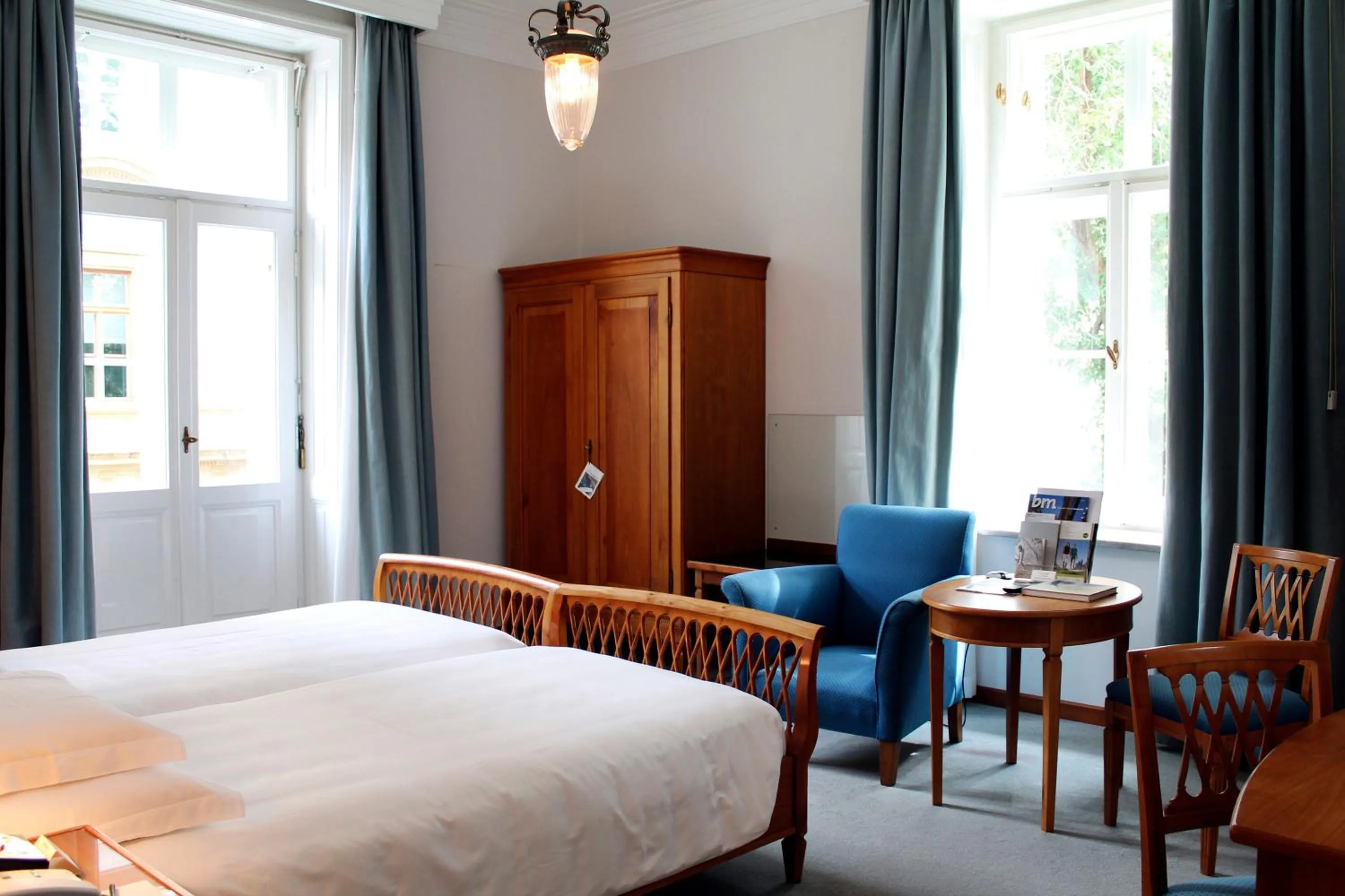 Photo of the whole room, Bed in Parkhotel Laurin