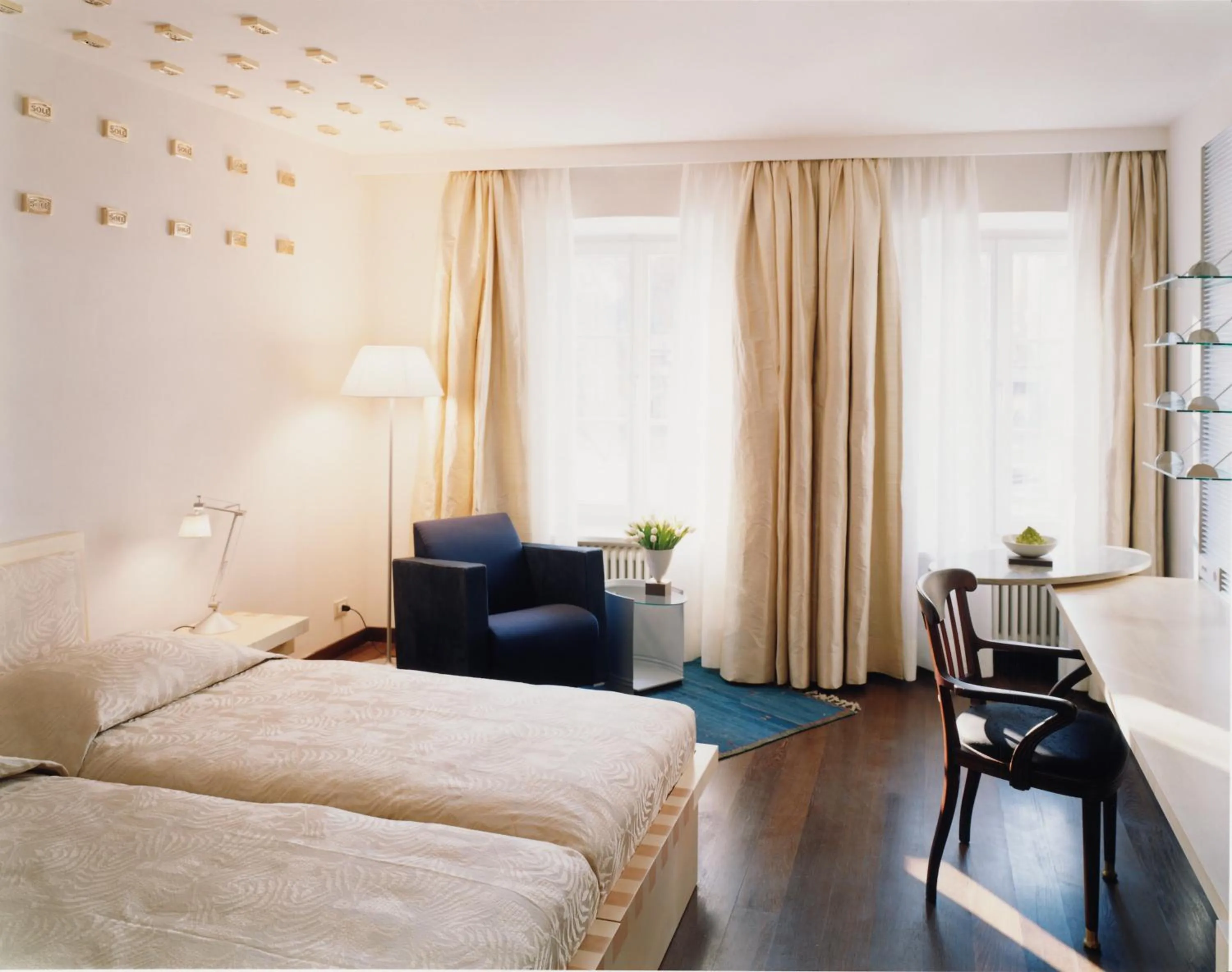 Photo of the whole room, Bed in Hotel Greif, a Member of Design Hotels