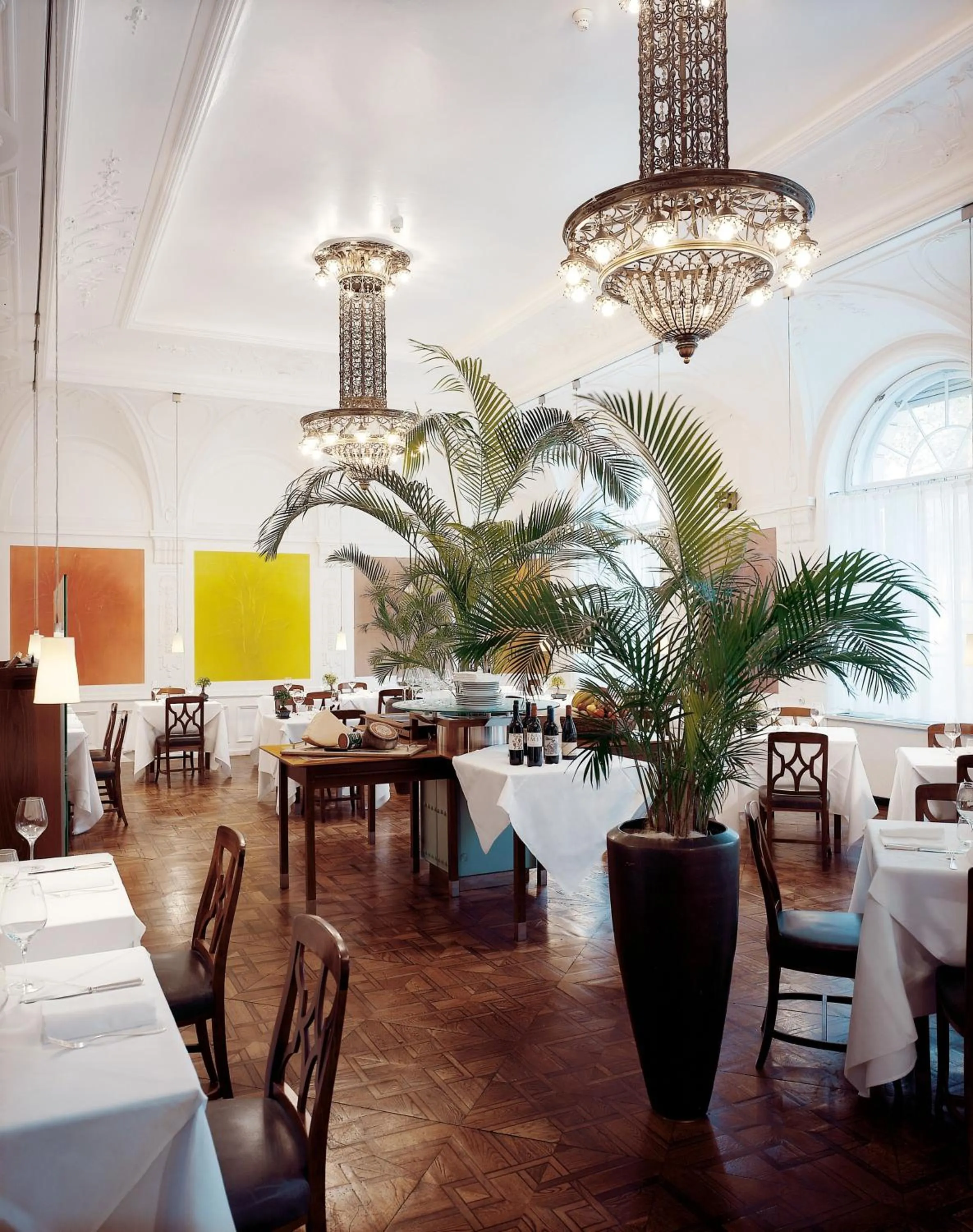 Restaurant/places to eat in Hotel Greif, a Member of Design Hotels