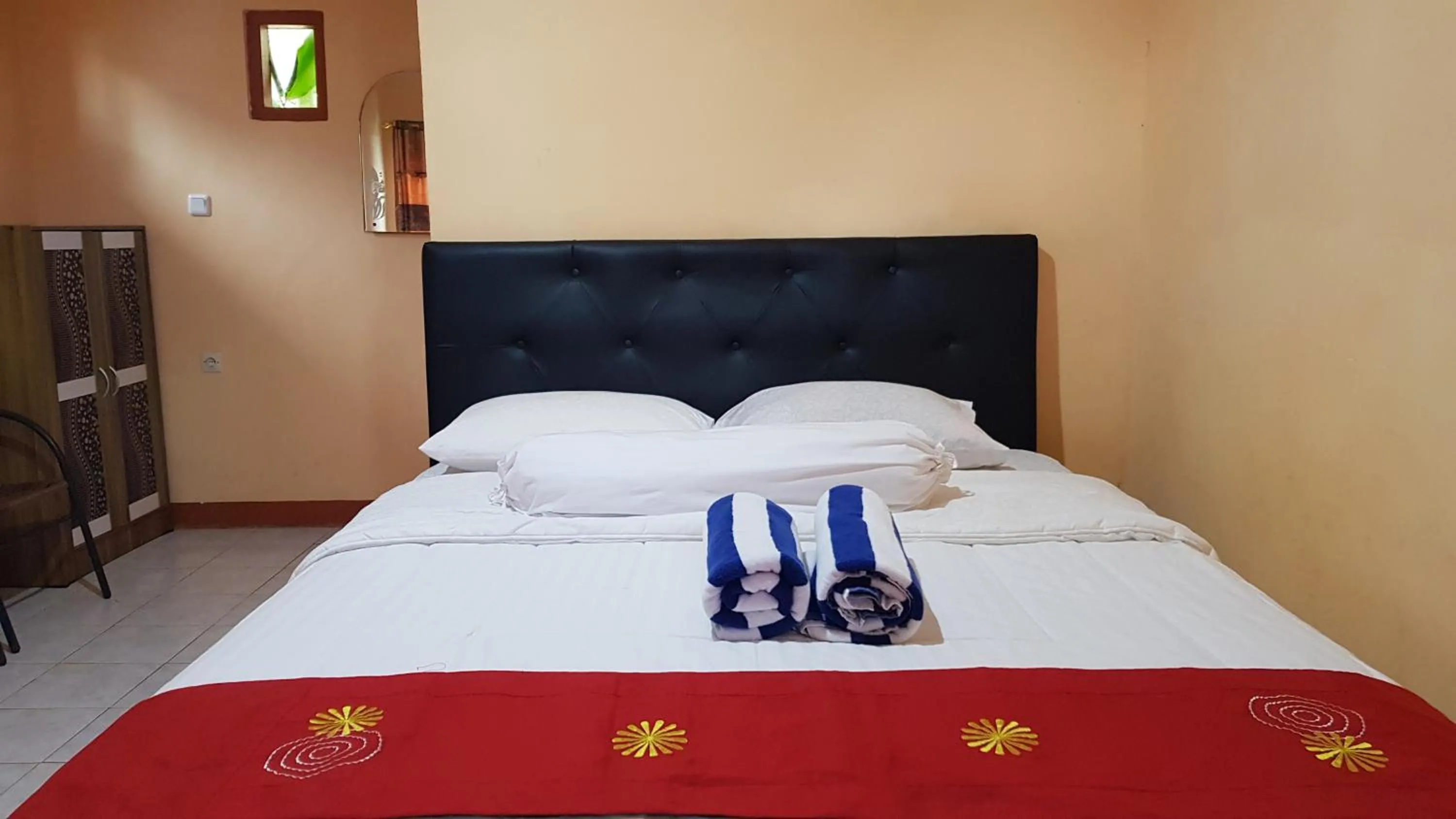 Bed in Villa Alam Flores Mbohang Ruteng Mitra RedDoorz