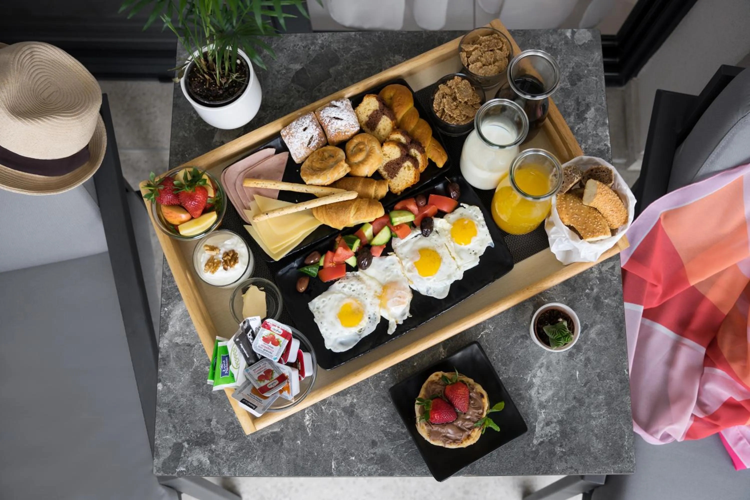 Breakfast in Melite Luxury Rooms & Apartments