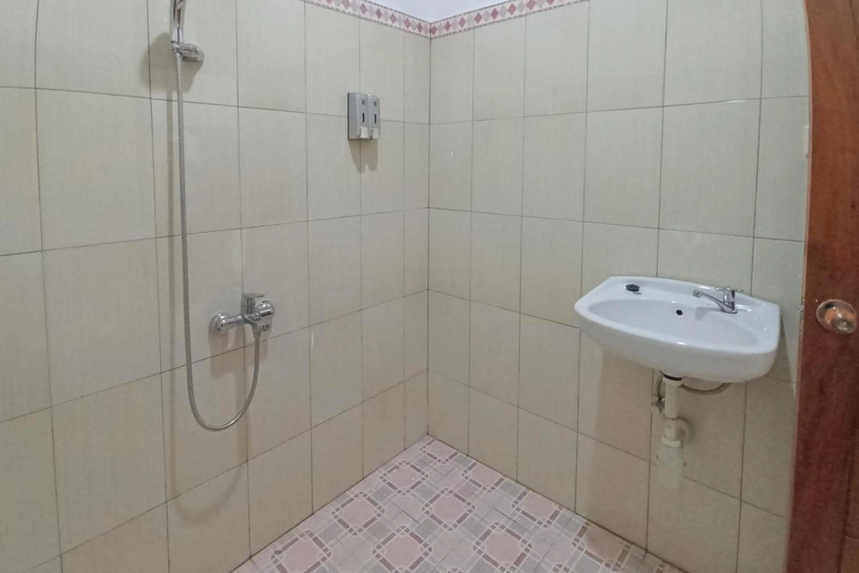 RedDoorz Syariah at Abemoch Kampkey