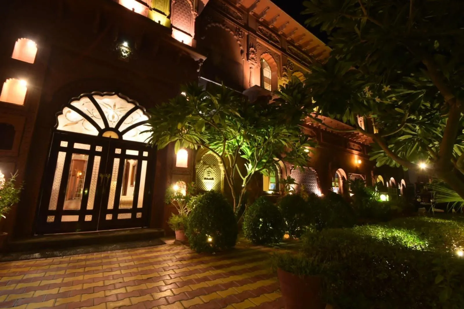 Facade/entrance in Hotel Sagar Niwas