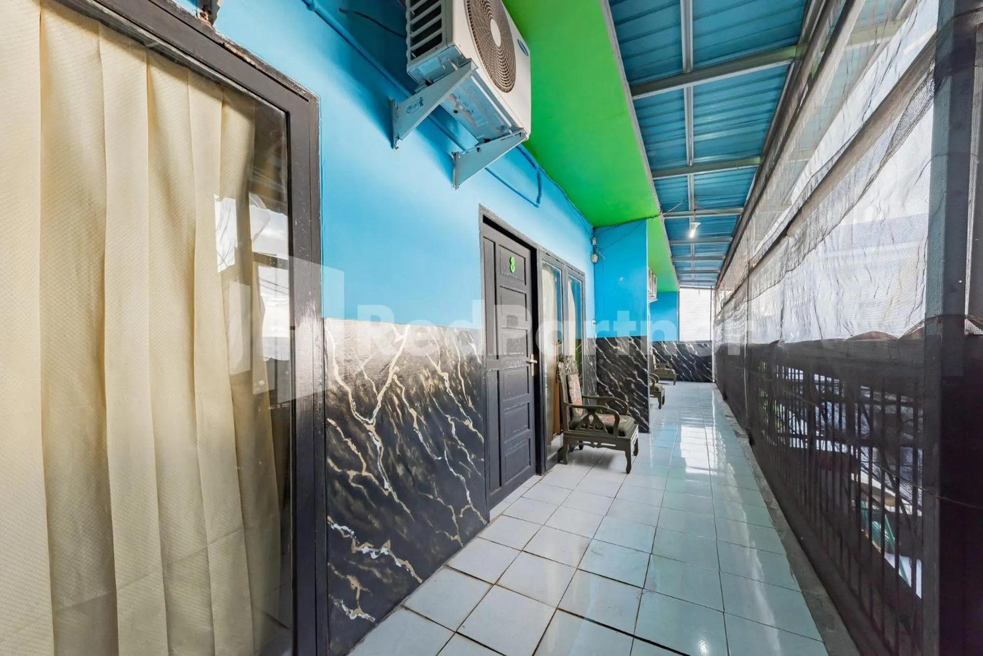 Property building in Ana Guest House Syariah Mitra RedDoorz