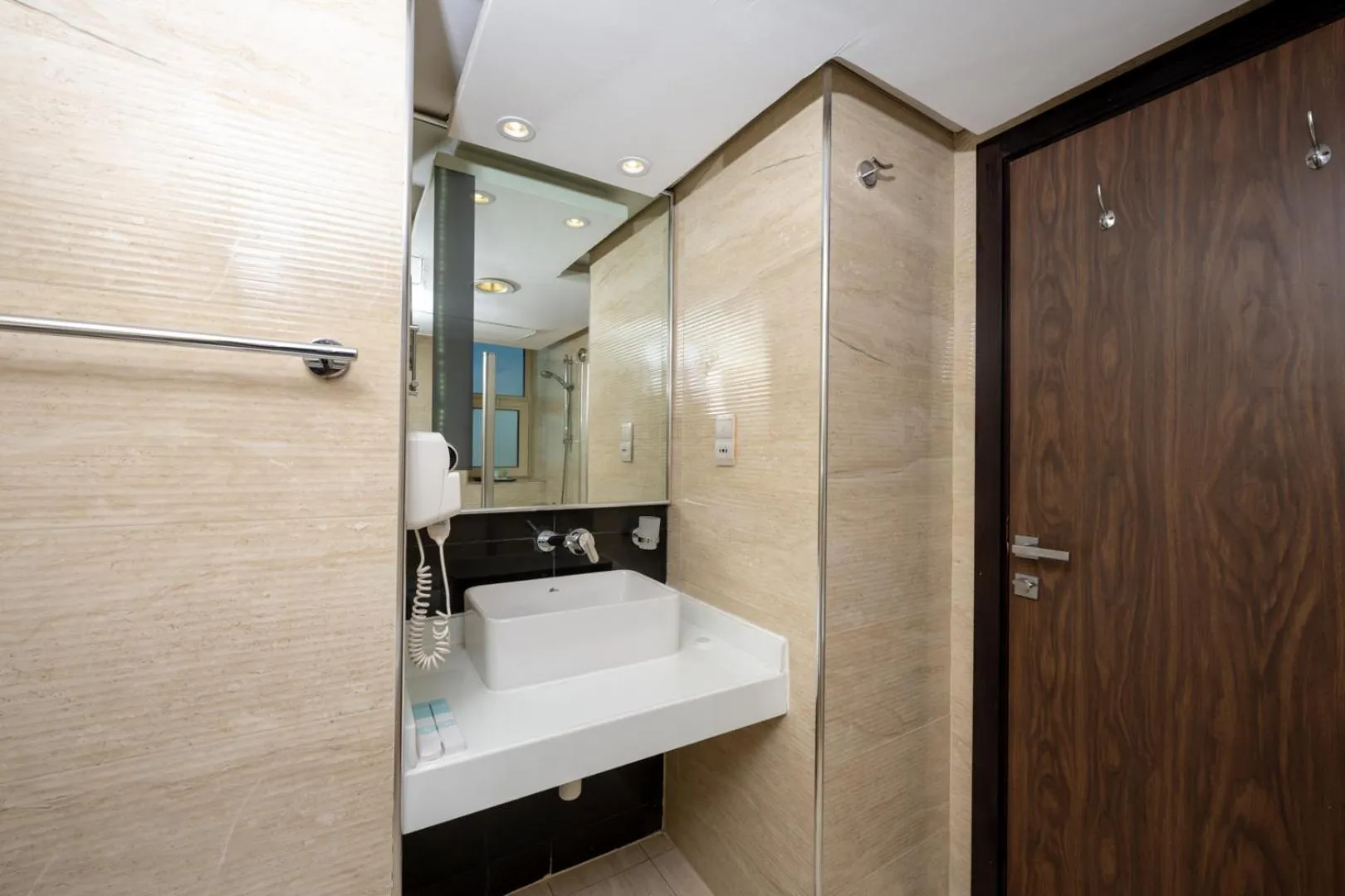 Bathroom in Pearl Swiss Hotel