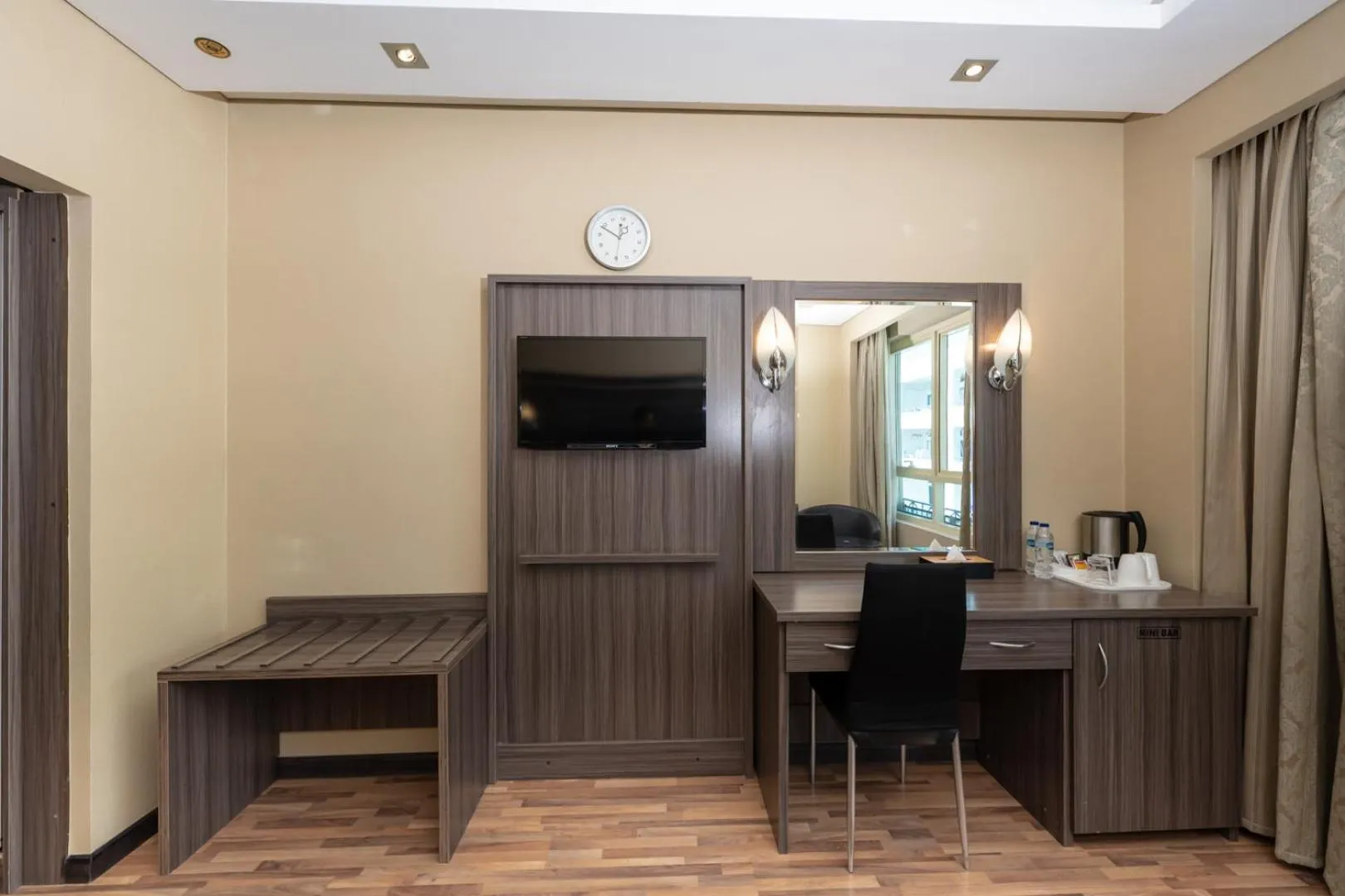 TV and multimedia in Pearl Swiss Hotel