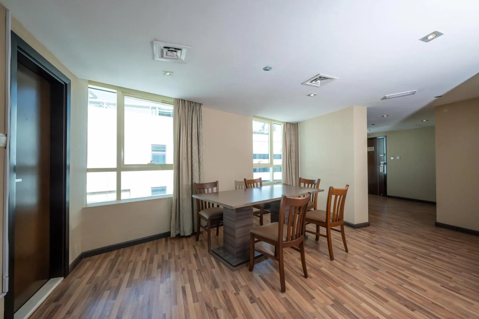 Seating area in Pearl Swiss Hotel