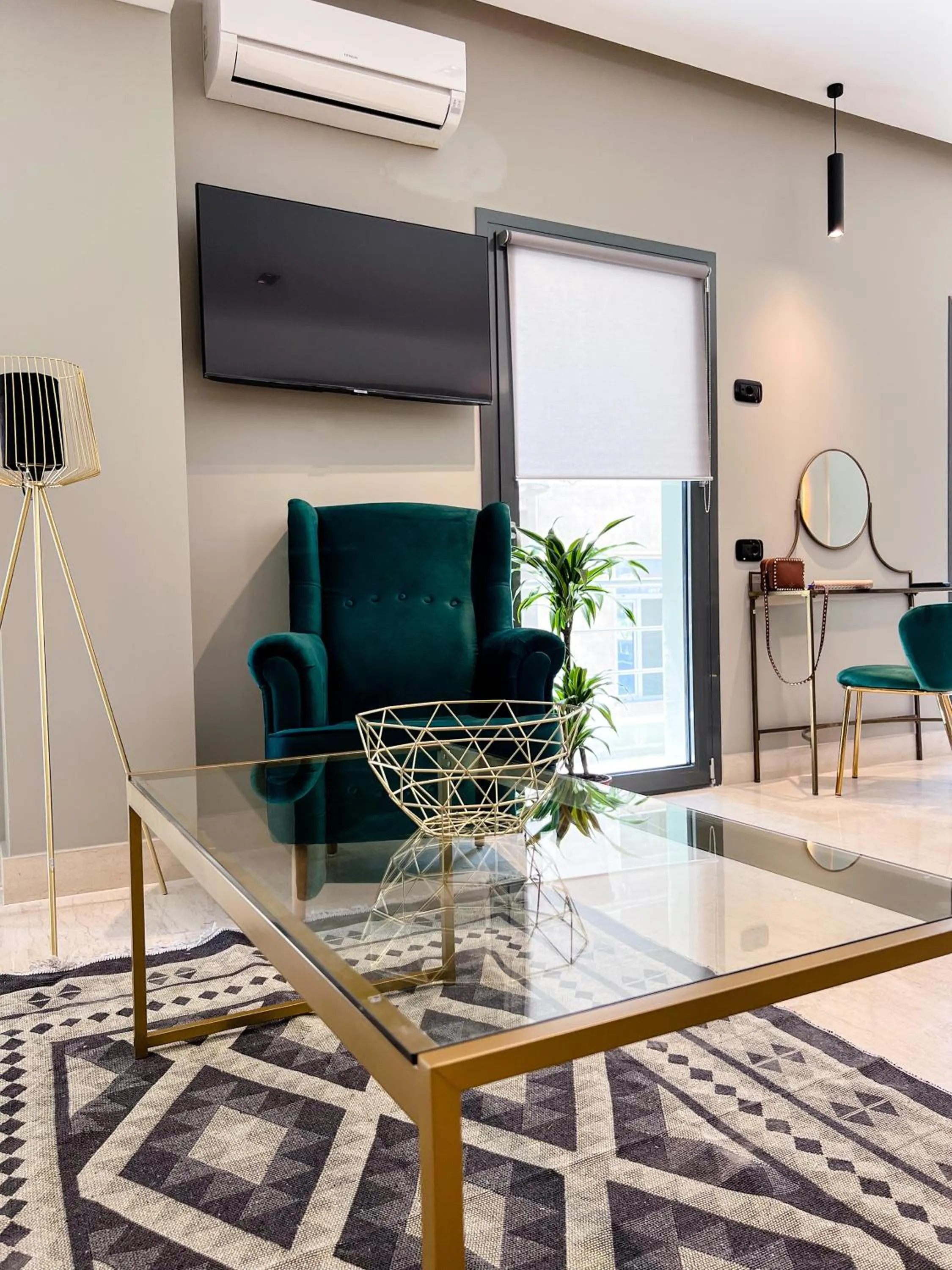 Living room in Royalty Suites Psyrri