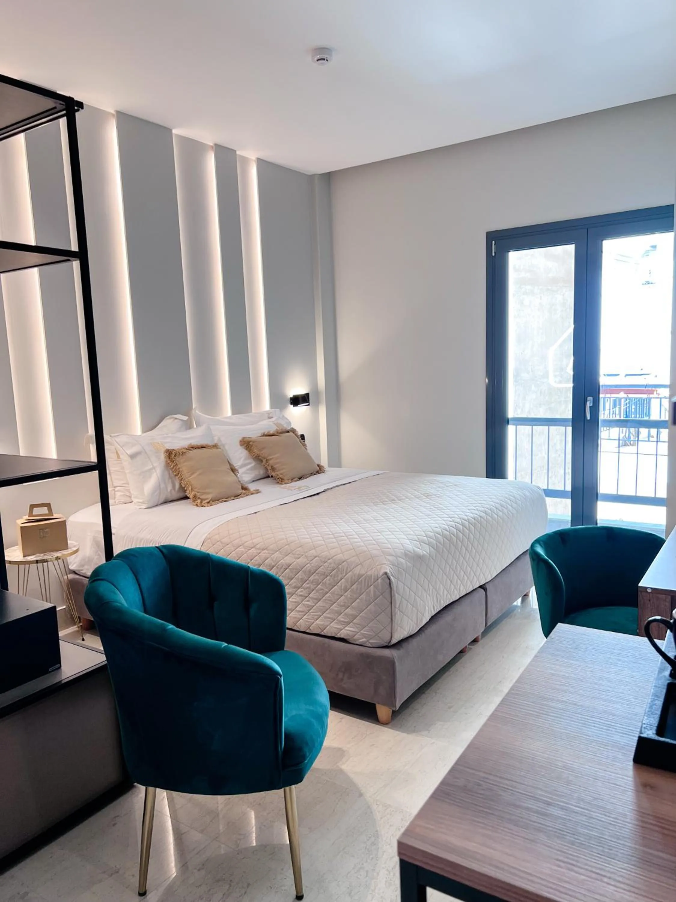 Bed in Royalty Suites Psyrri