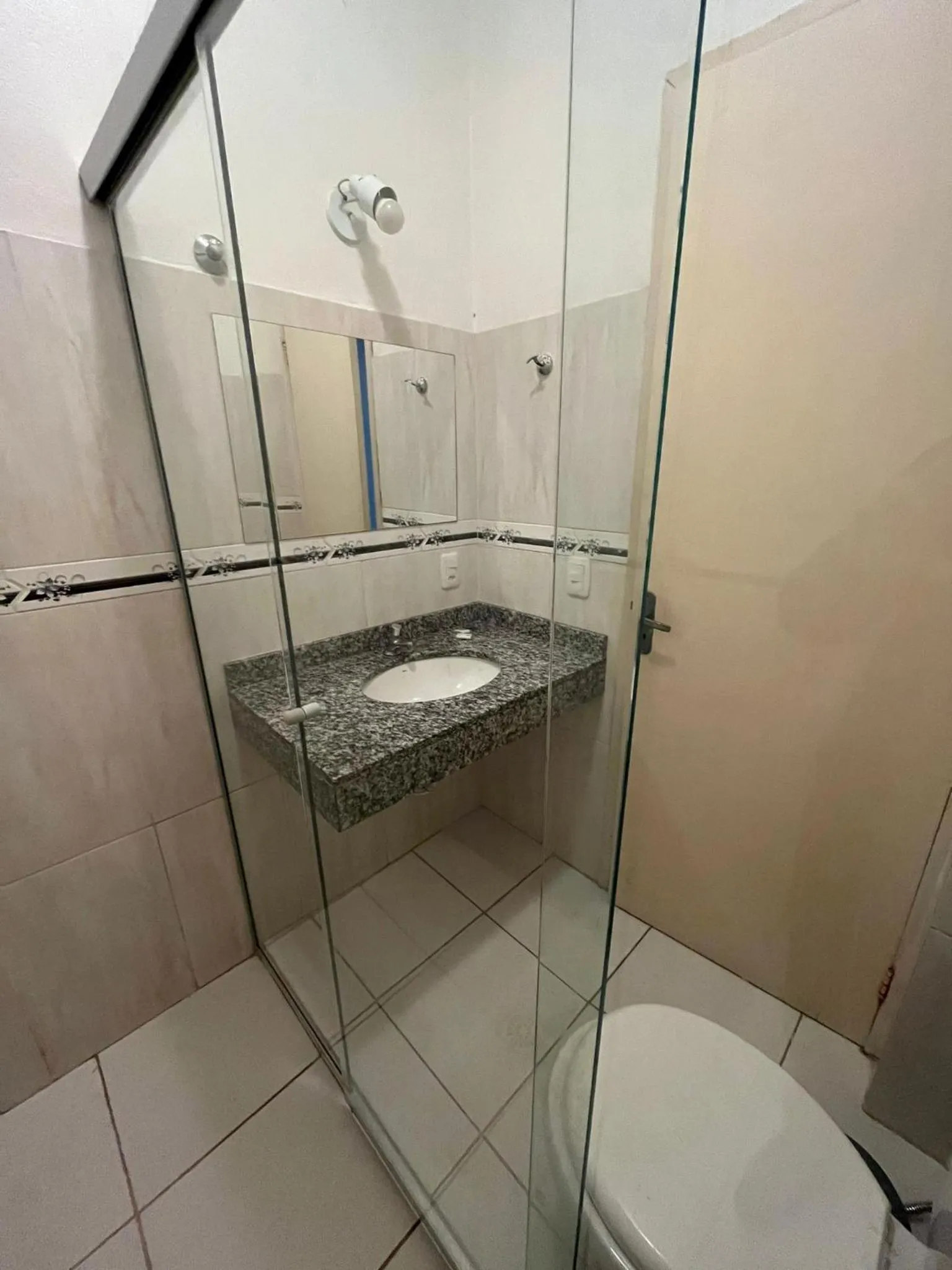 Bathroom in Novohotel Express