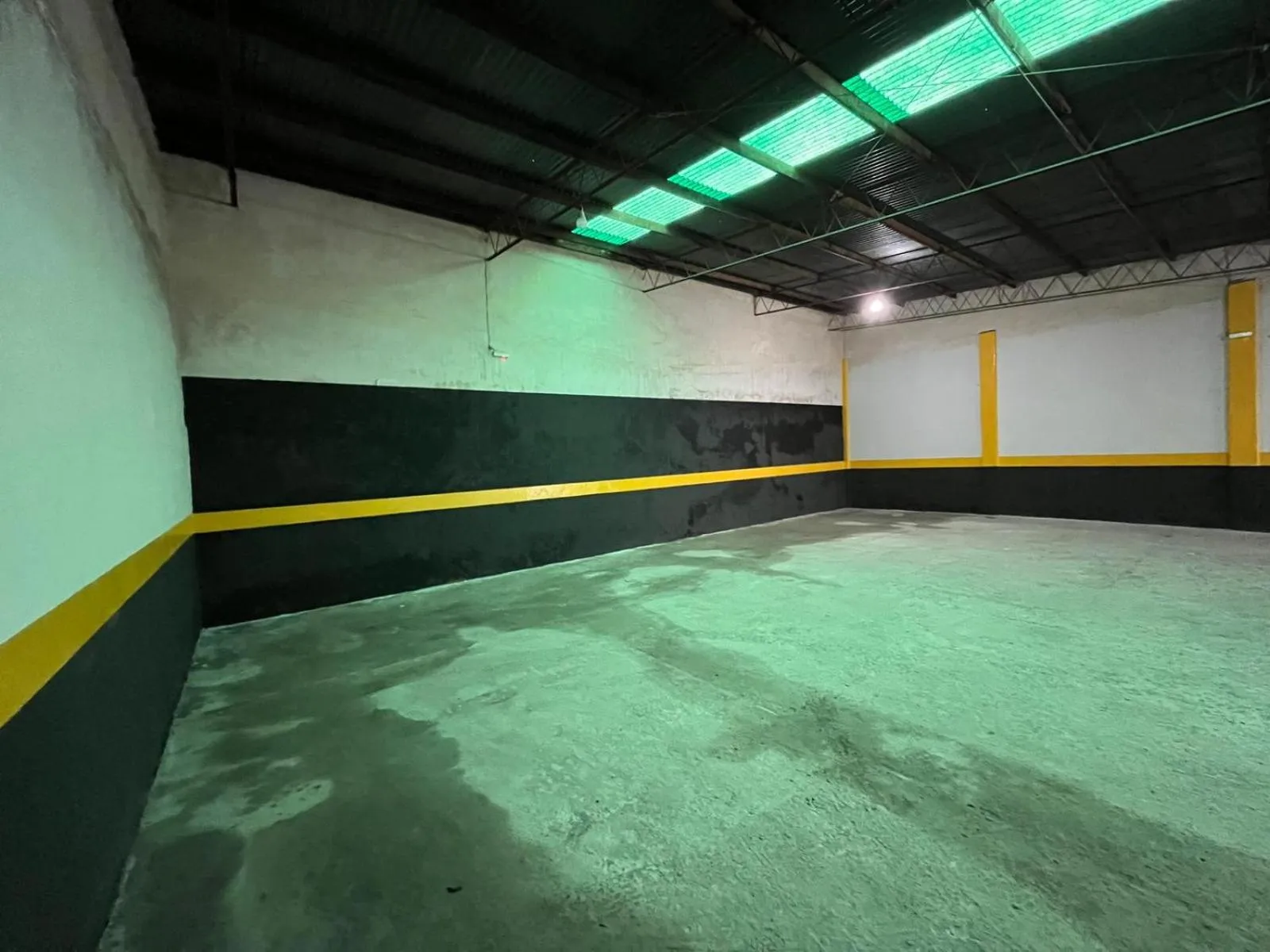 Parking in Novohotel Express