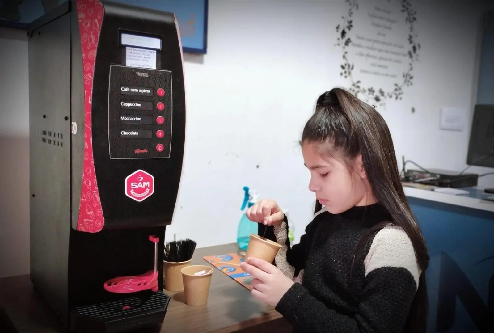 Restaurant/places to eat in Novohotel Express