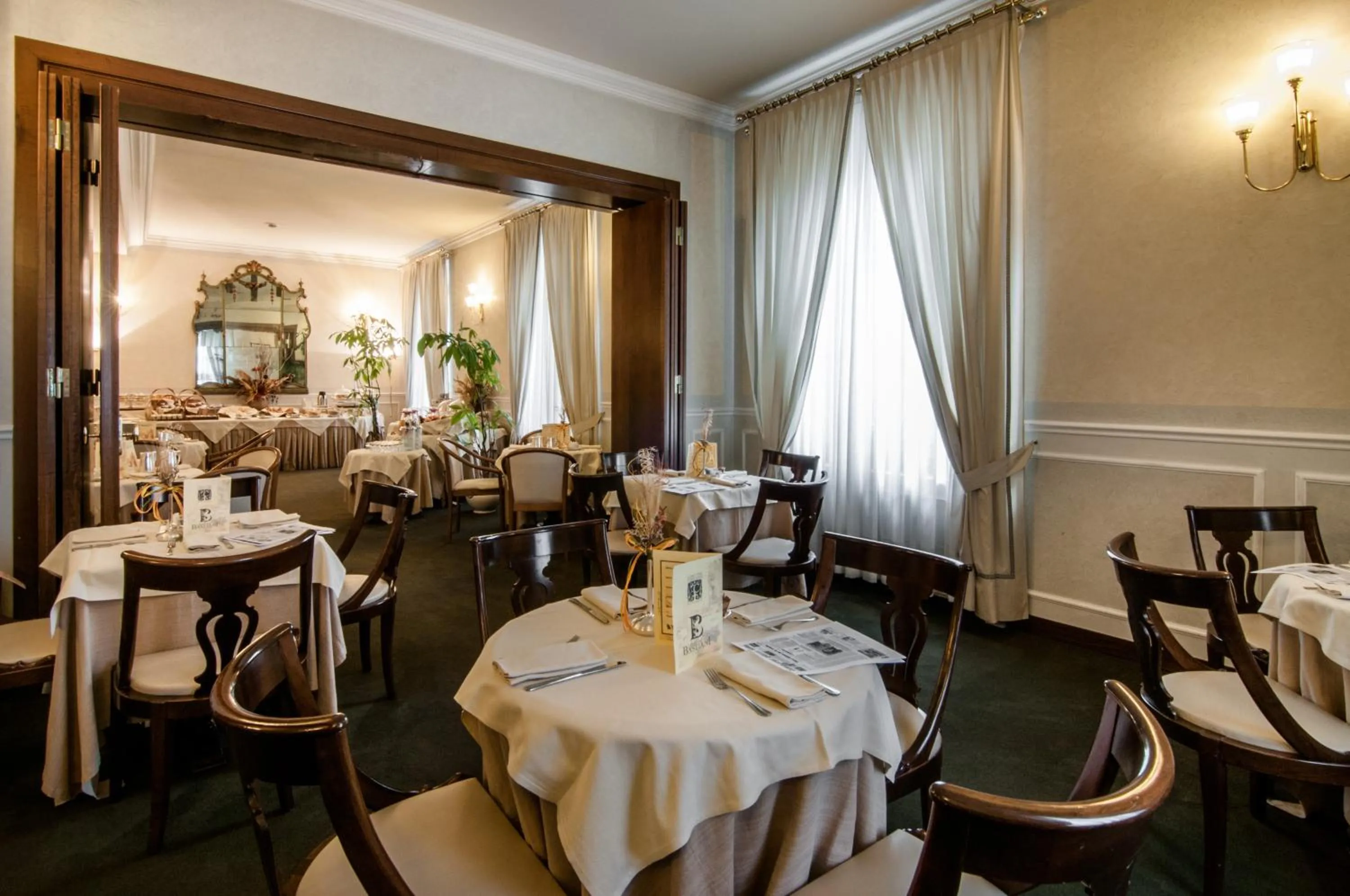 Restaurant/places to eat in Grand Hotel Bastiani