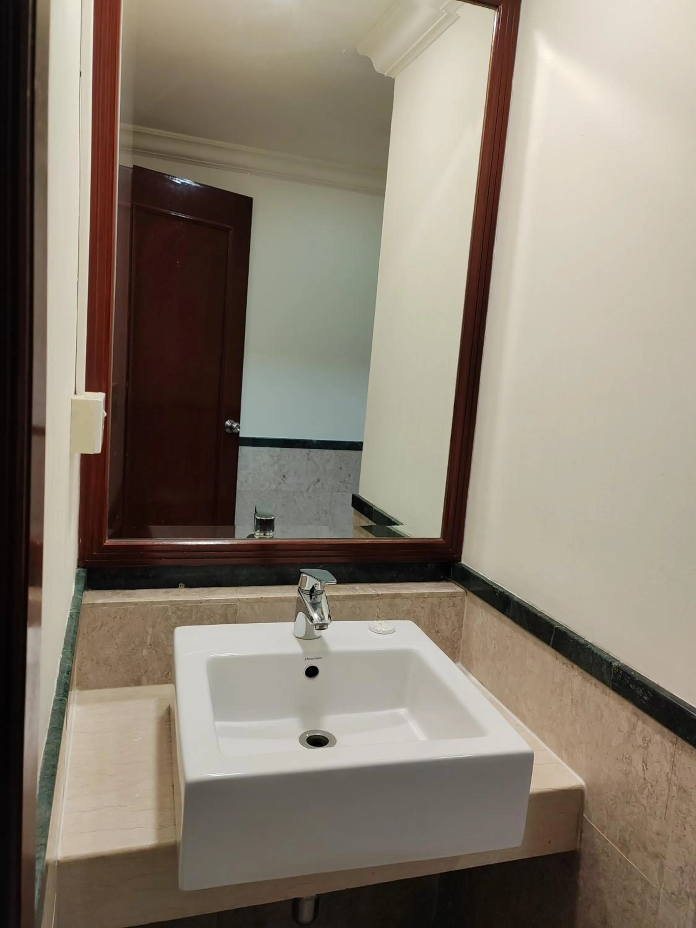 Shower in Kl landmark apartment at berjay Times square