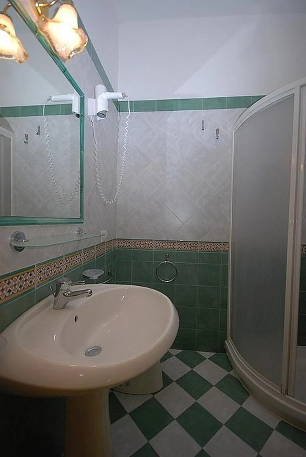 Bathroom in Hotel Il Melograno