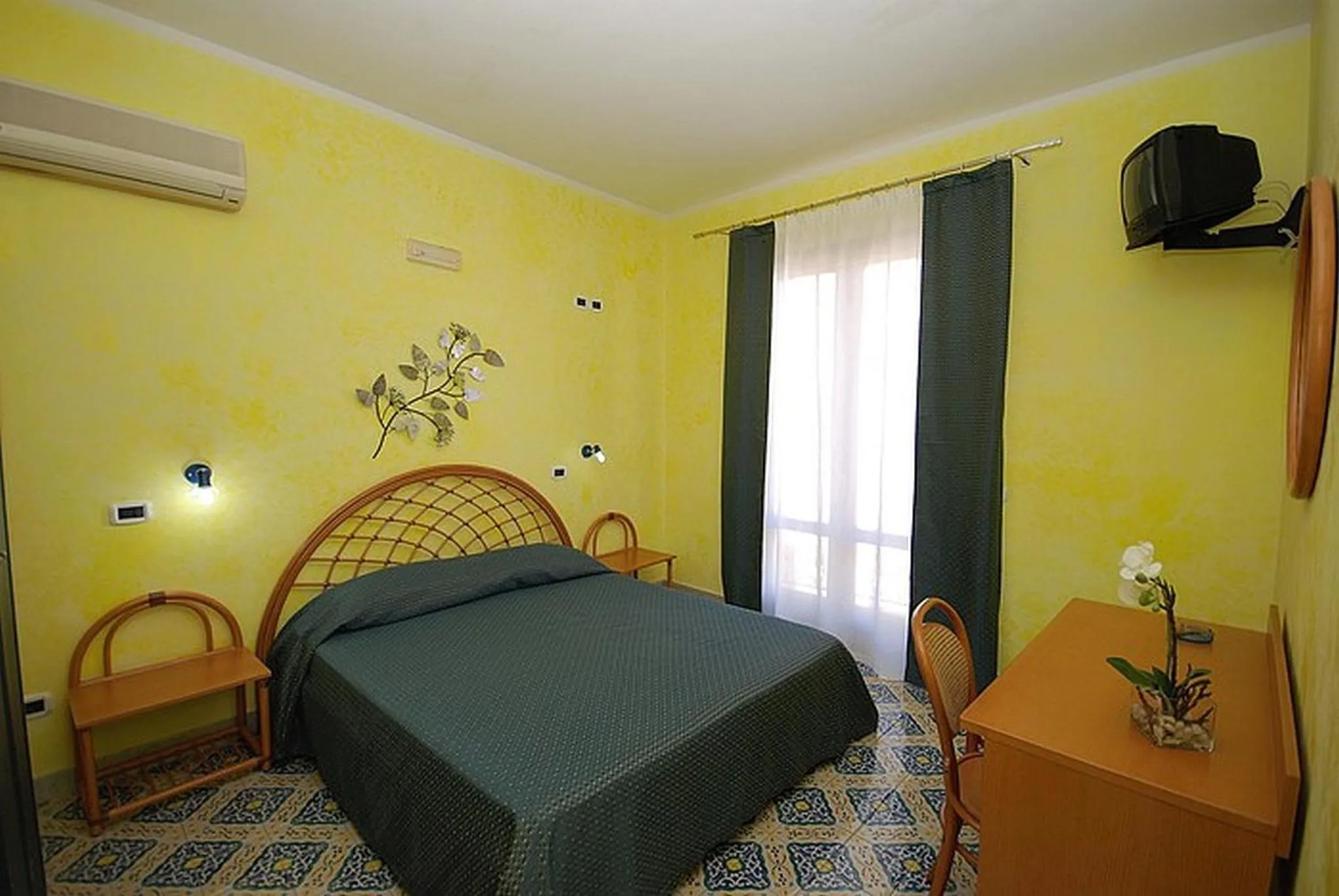 Photo of the whole room in Hotel Il Melograno