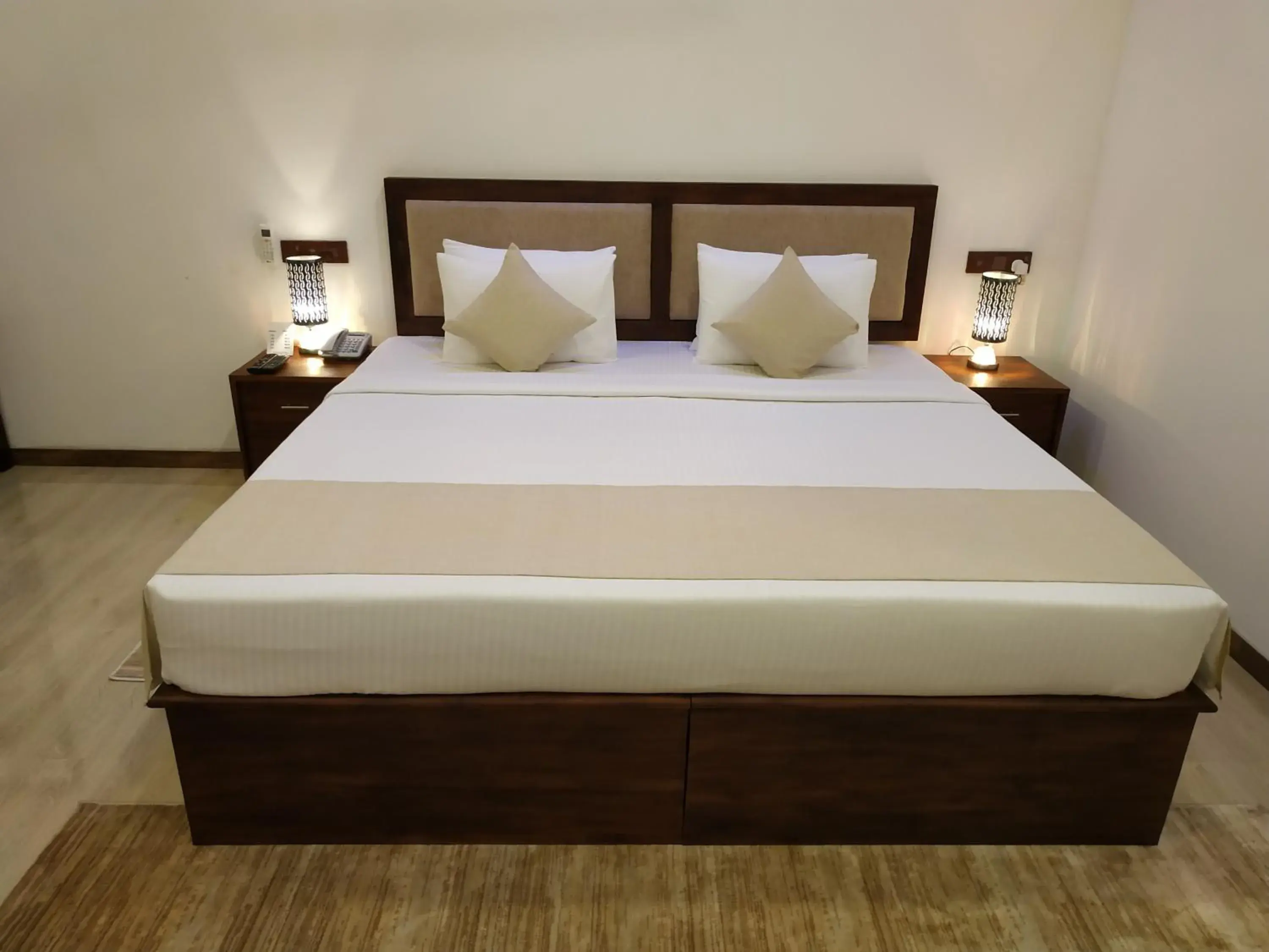 King Room with Balcony - single occupancy in Sigiriya Cashew Palace Resort King Room with Balcony - single occupancy in Sigiriya Cashew Palace Resort