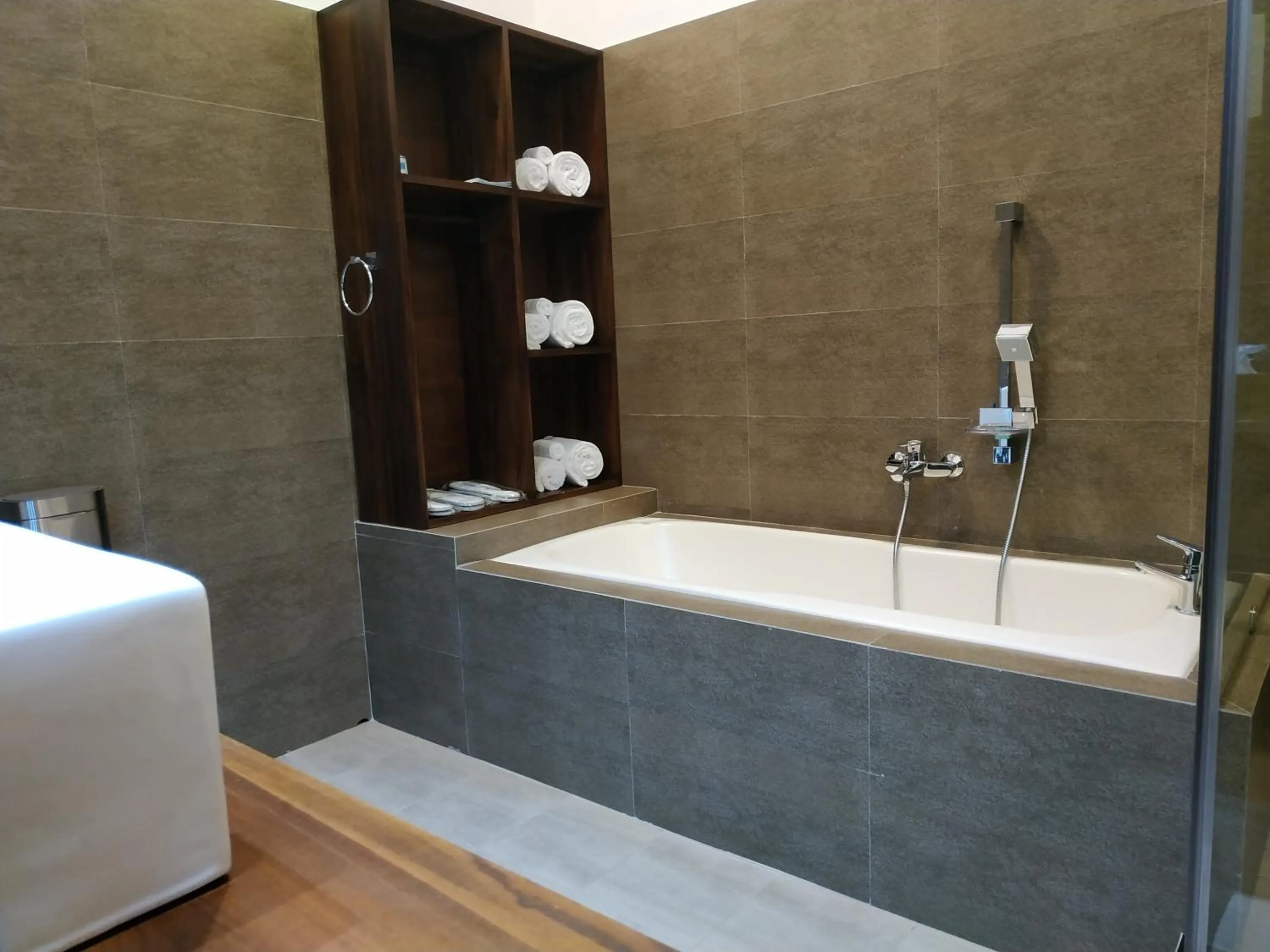 Bathroom in Sigiriya Cashew Palace Resort